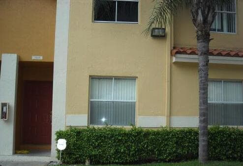 3868 NW 90th Avenue, Sunrise, FL 33351 — photo 1 of 14