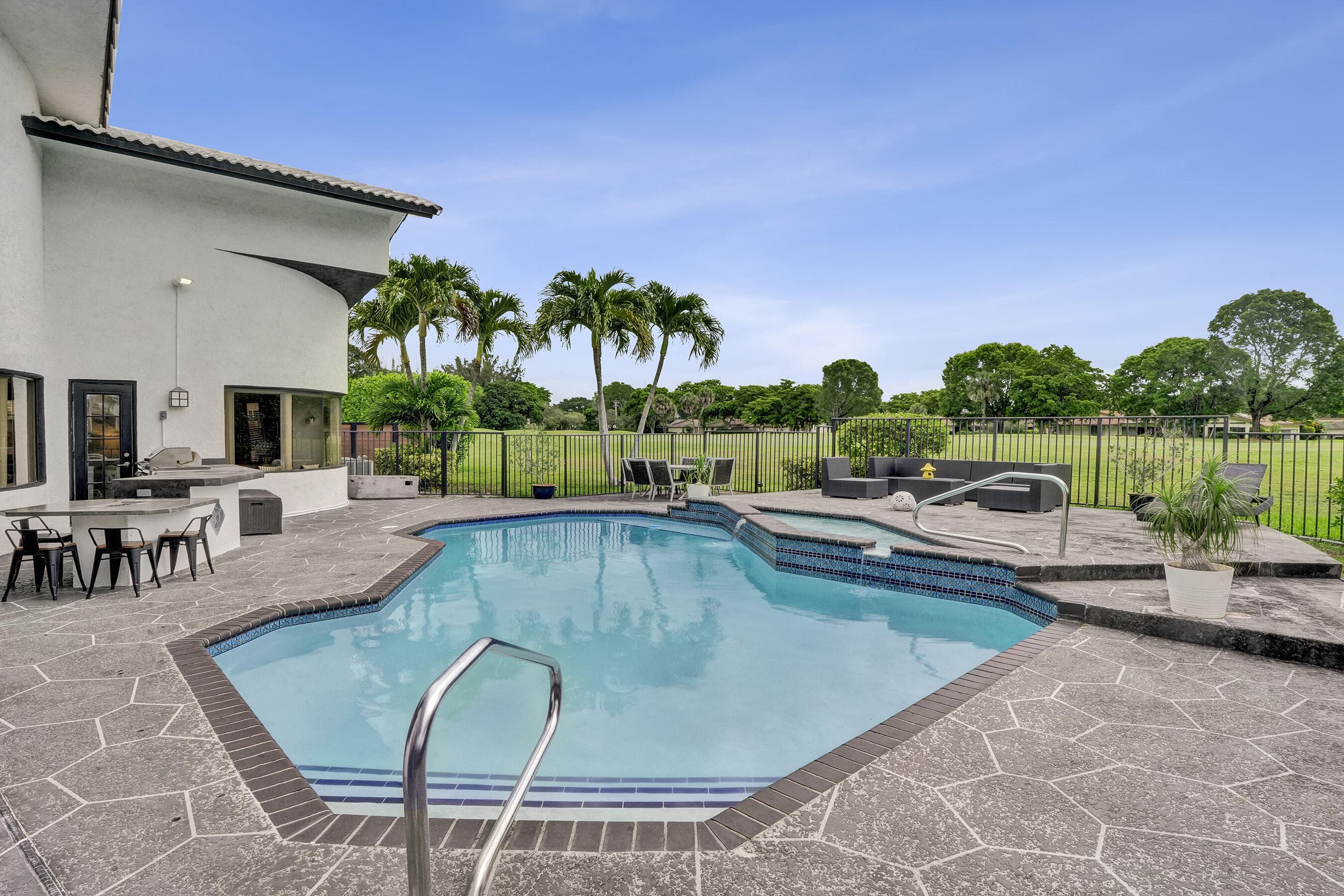7350 NW 83rd Avenue, Tamarac, FL 33321 — photo 5 of 43