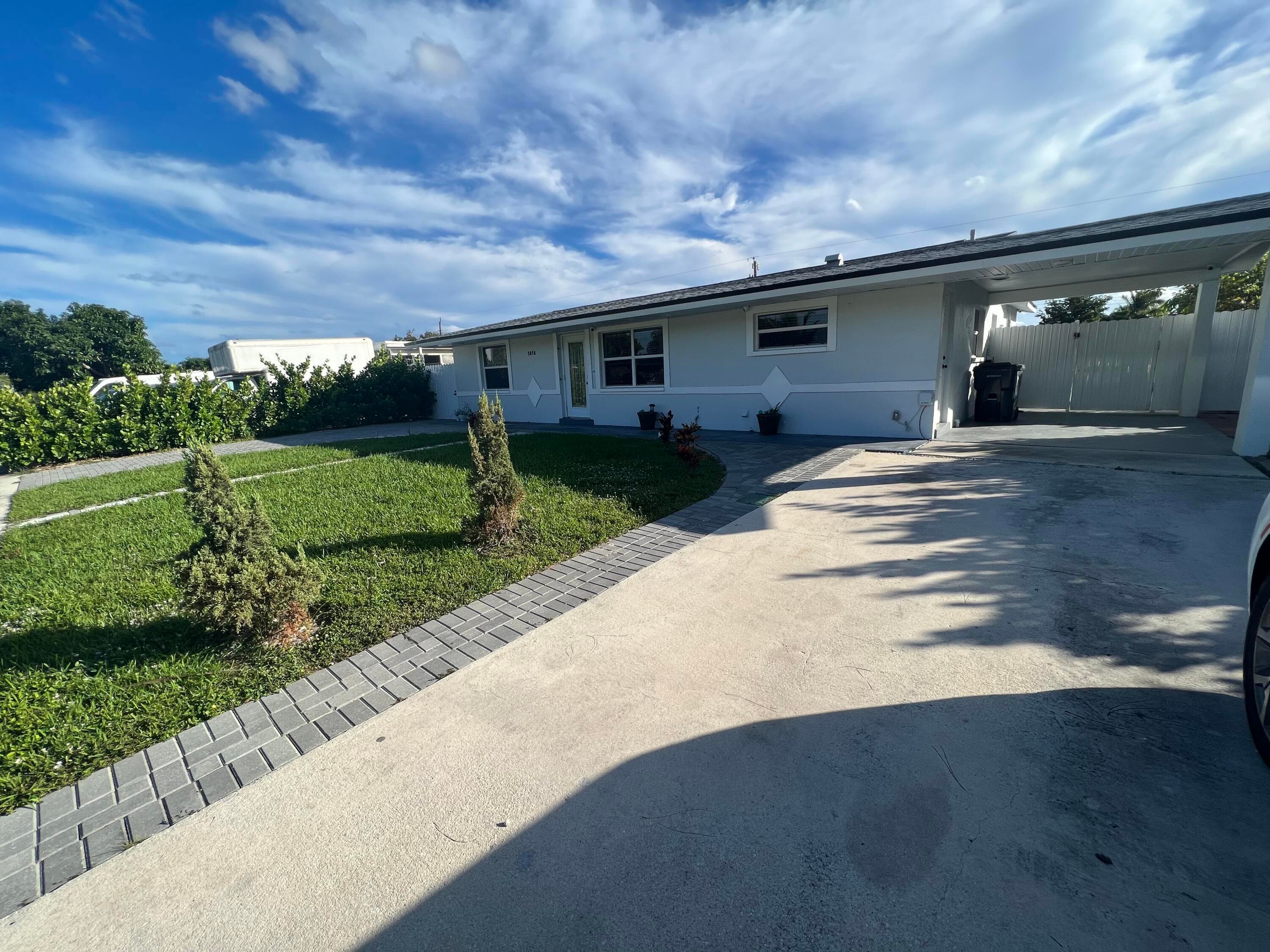 5858 Tarragon Drive, West Palm Beach, FL 33415 — photo 1 of 29