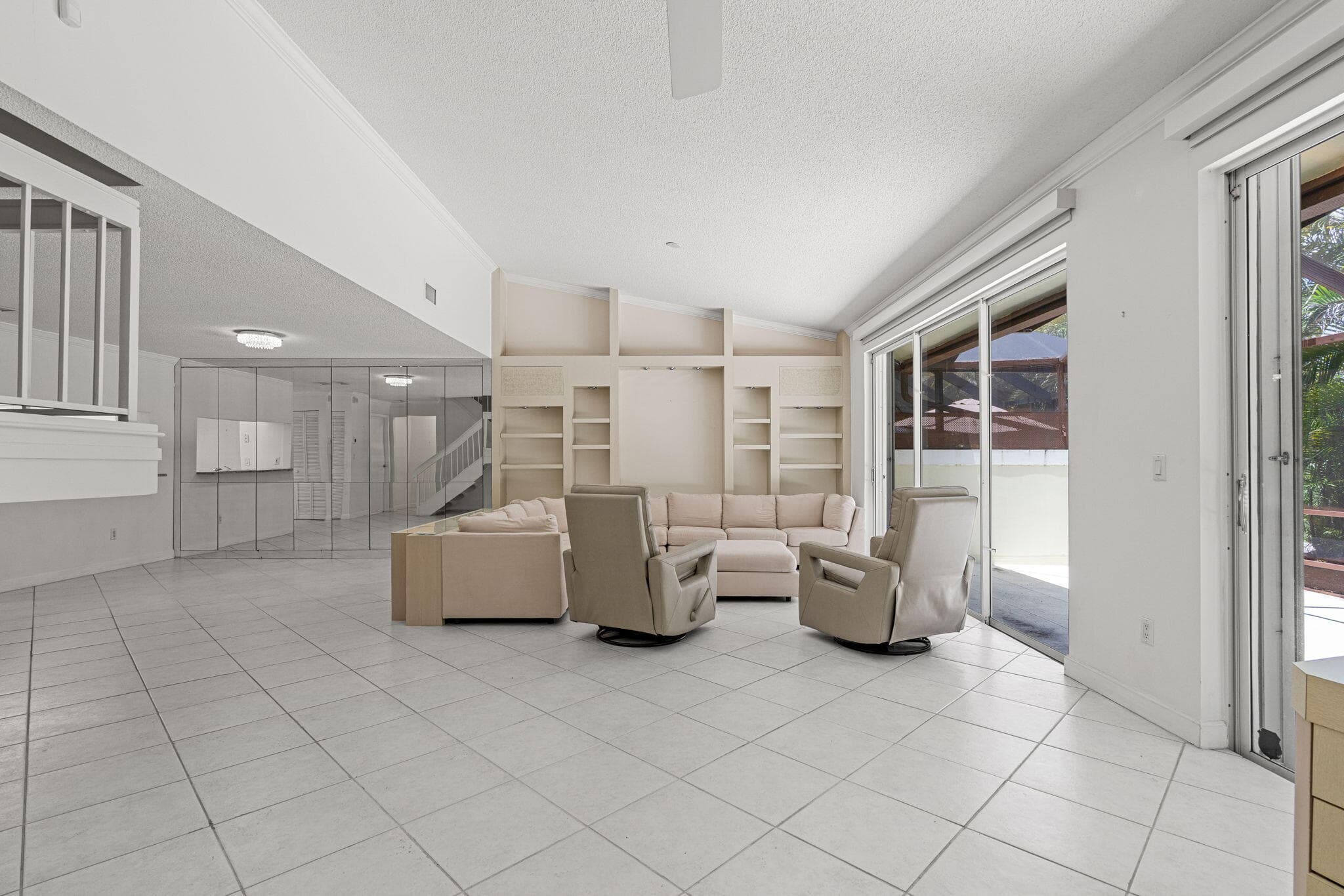 4825 NW 98th Place, Doral, FL 33178 — photo 15 of 71