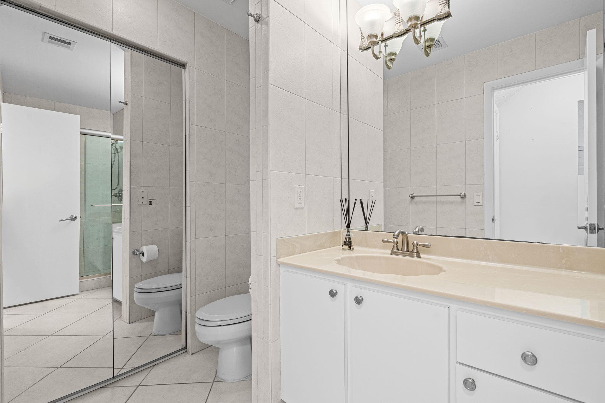 4825 NW 98th Place, Doral, FL 33178 — photo 25 of 71