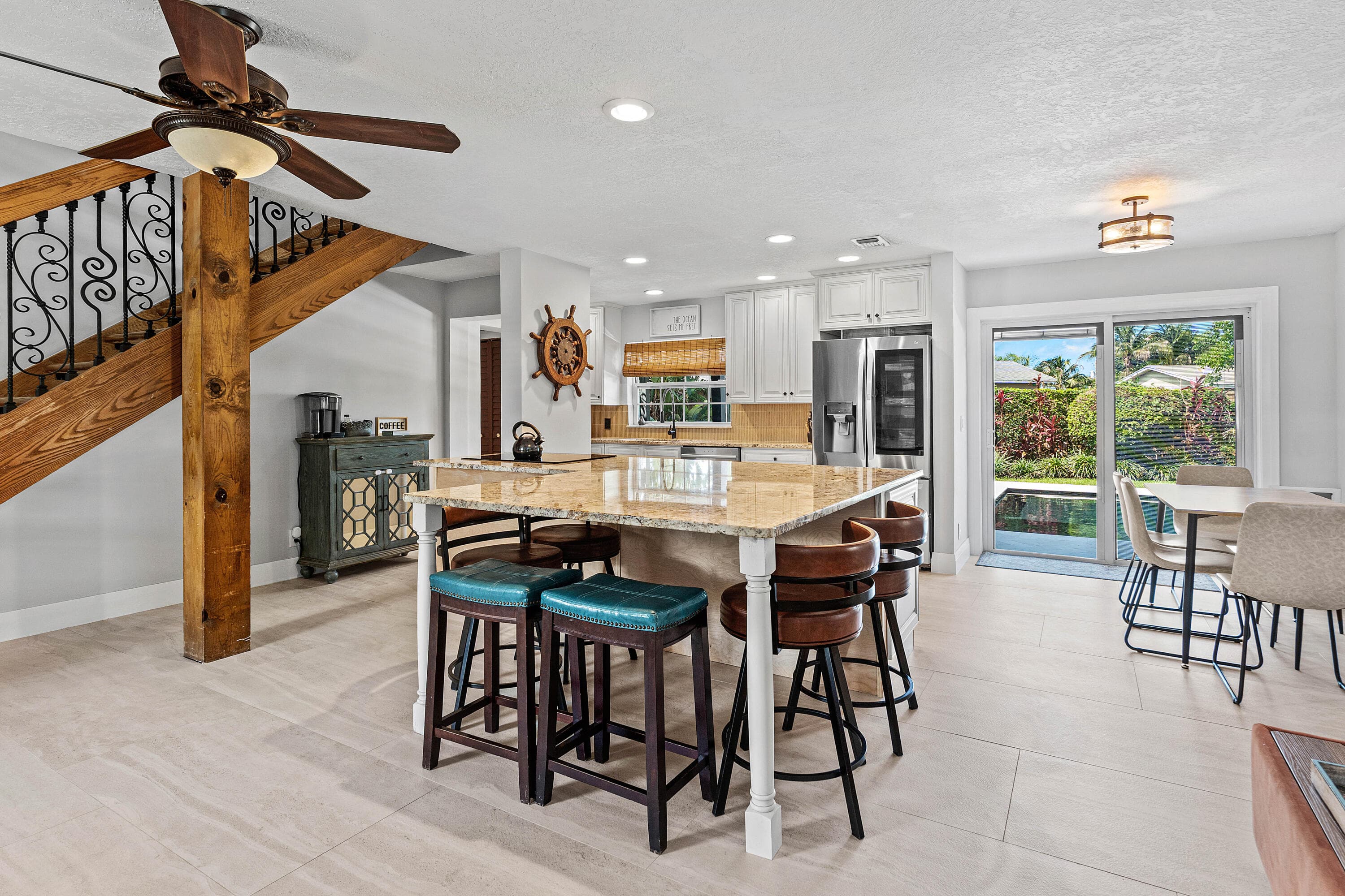 968 Laurel Road, North Palm Beach, FL 33408 — photo 3 of 53