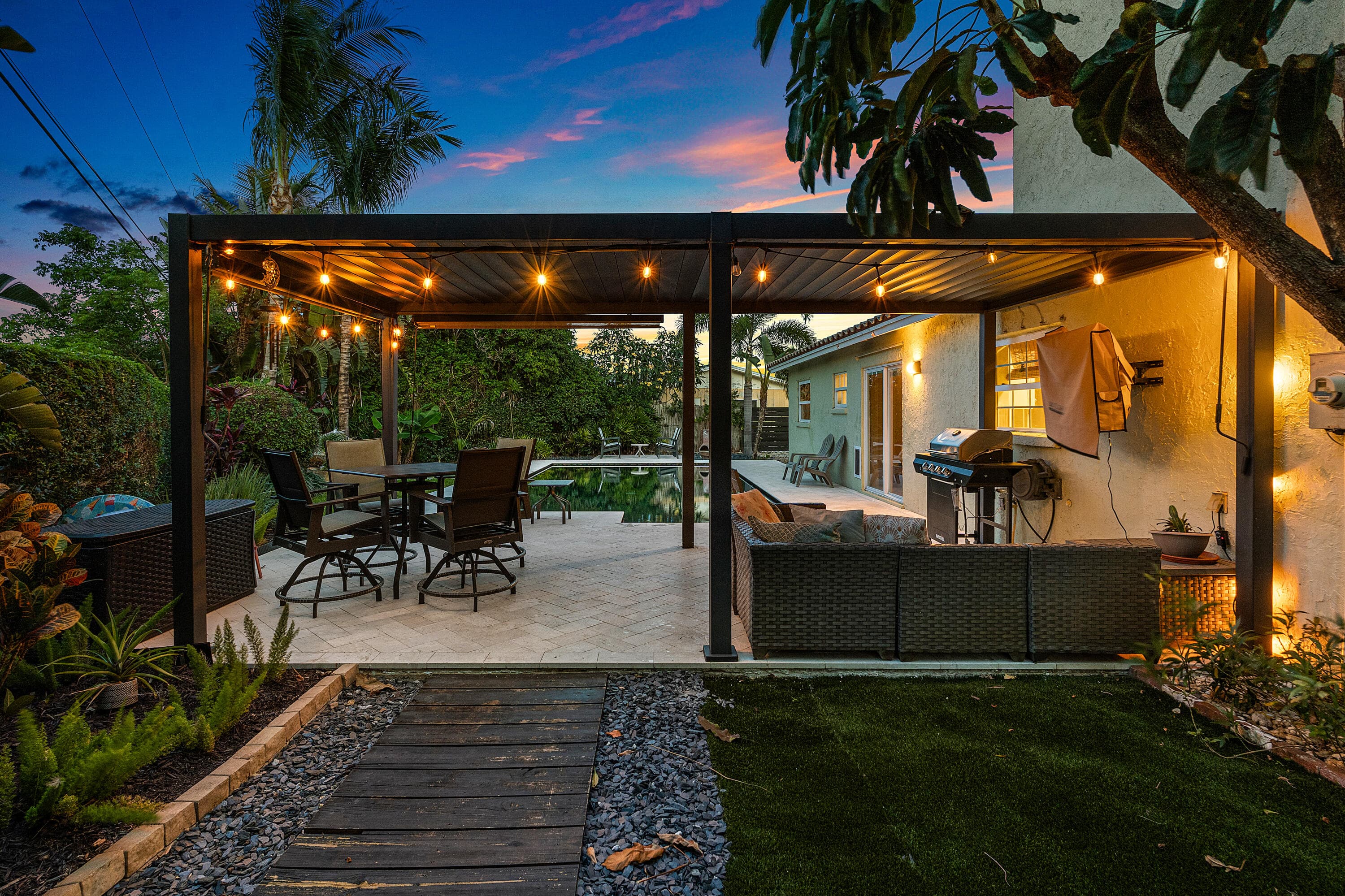 968 Laurel Road, North Palm Beach, FL 33408 — photo 37 of 53