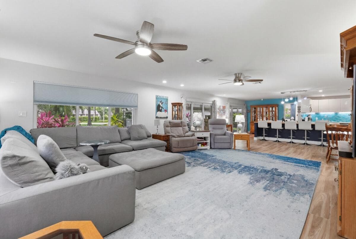 904 W Cypress Lane V-46, Pompano Beach, FL 33069 — photo 4 of 39