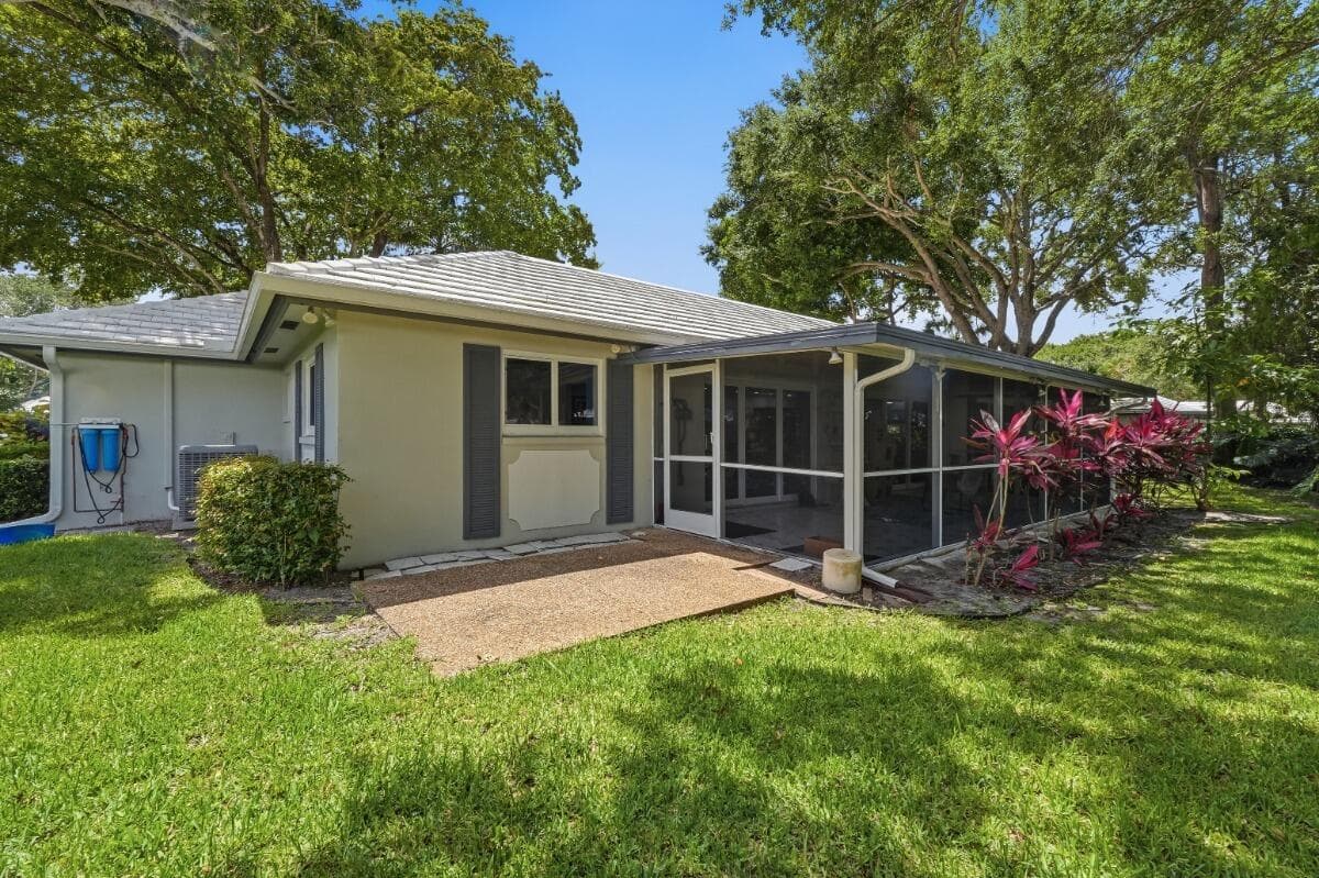 904 W Cypress Lane V-46, Pompano Beach, FL 33069 — photo 31 of 39
