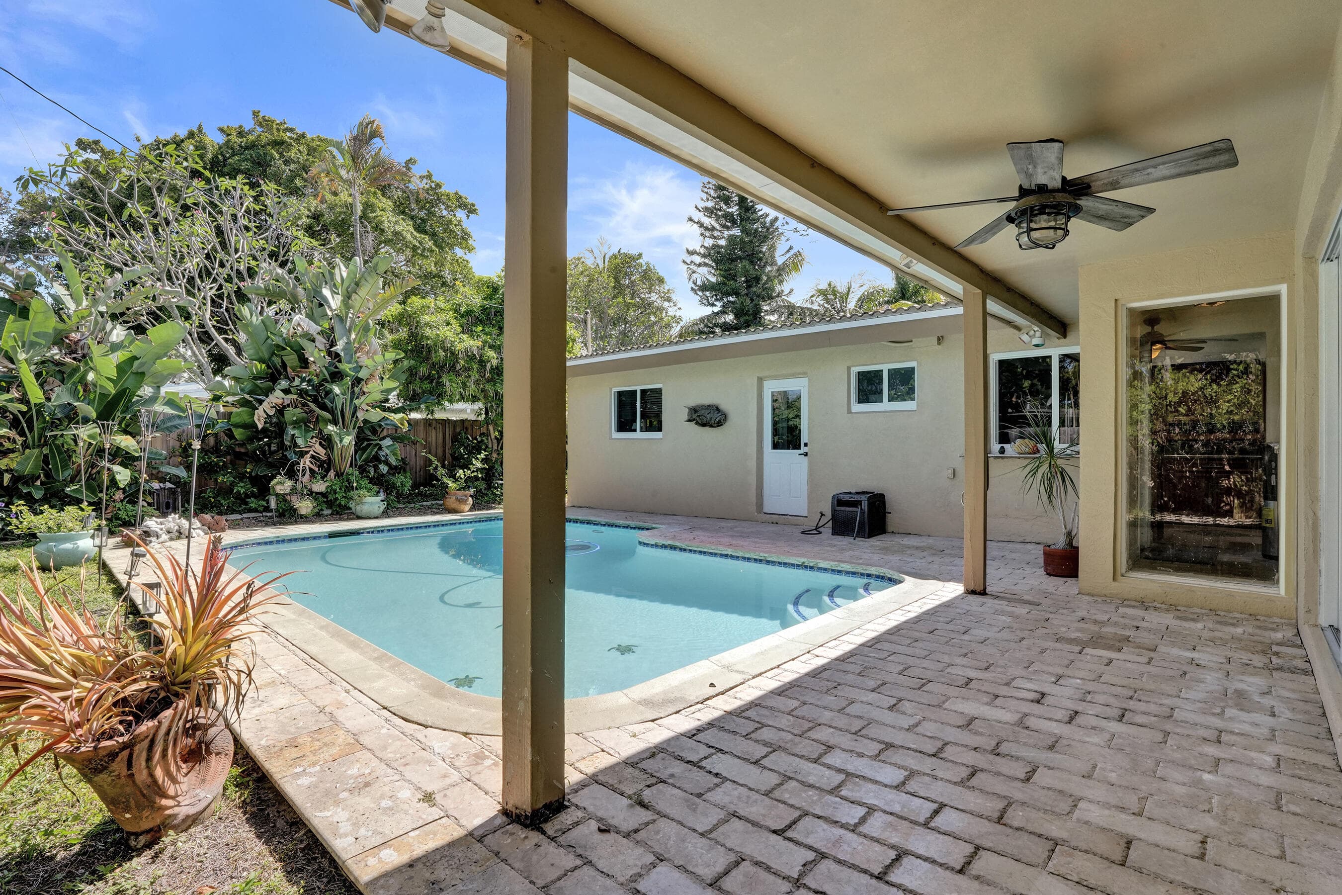 1240 SW 4th Avenue, Pompano Beach, FL 33060 — photo 46 of 48
