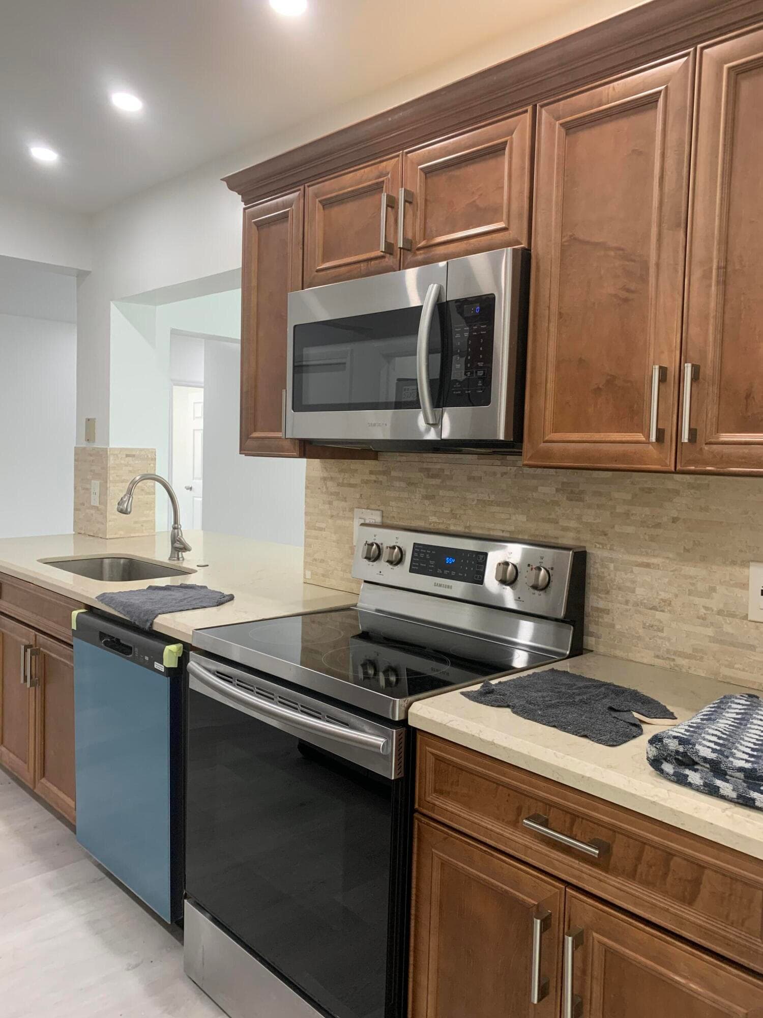 4005 NW 76th Avenue, Coral Springs, FL 33065 — photo 23 of 48