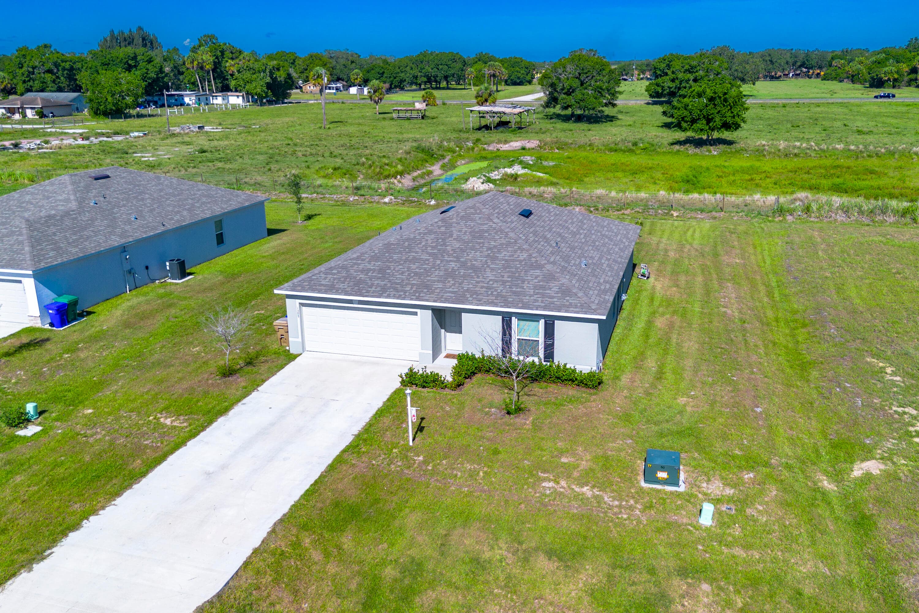 1305 NW 7th Avenue, Okeechobee, FL 34972 — photo 2 of 86