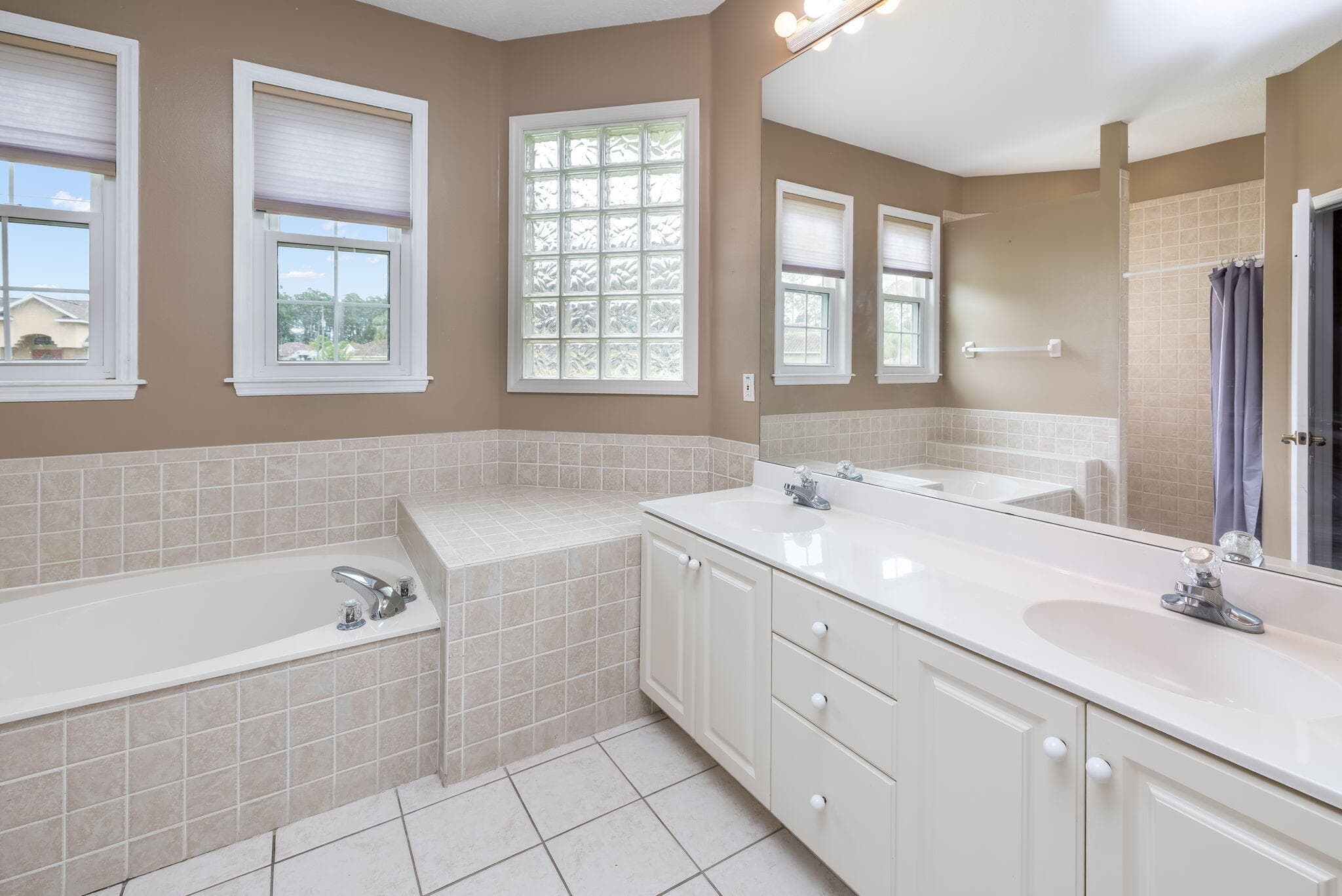 77 Eastwood Drive, Palm Coast, FL 32164 — photo 29 of 40