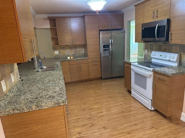 732 SE 11th Avenue, Deerfield Beach, FL 33441 — photo 6 of 31