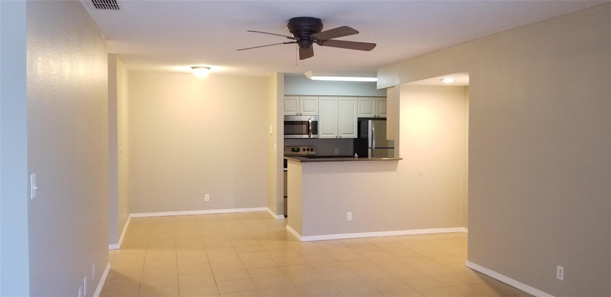2846 S University Drive 4205, Davie, FL 33328 — photo 2 of 8