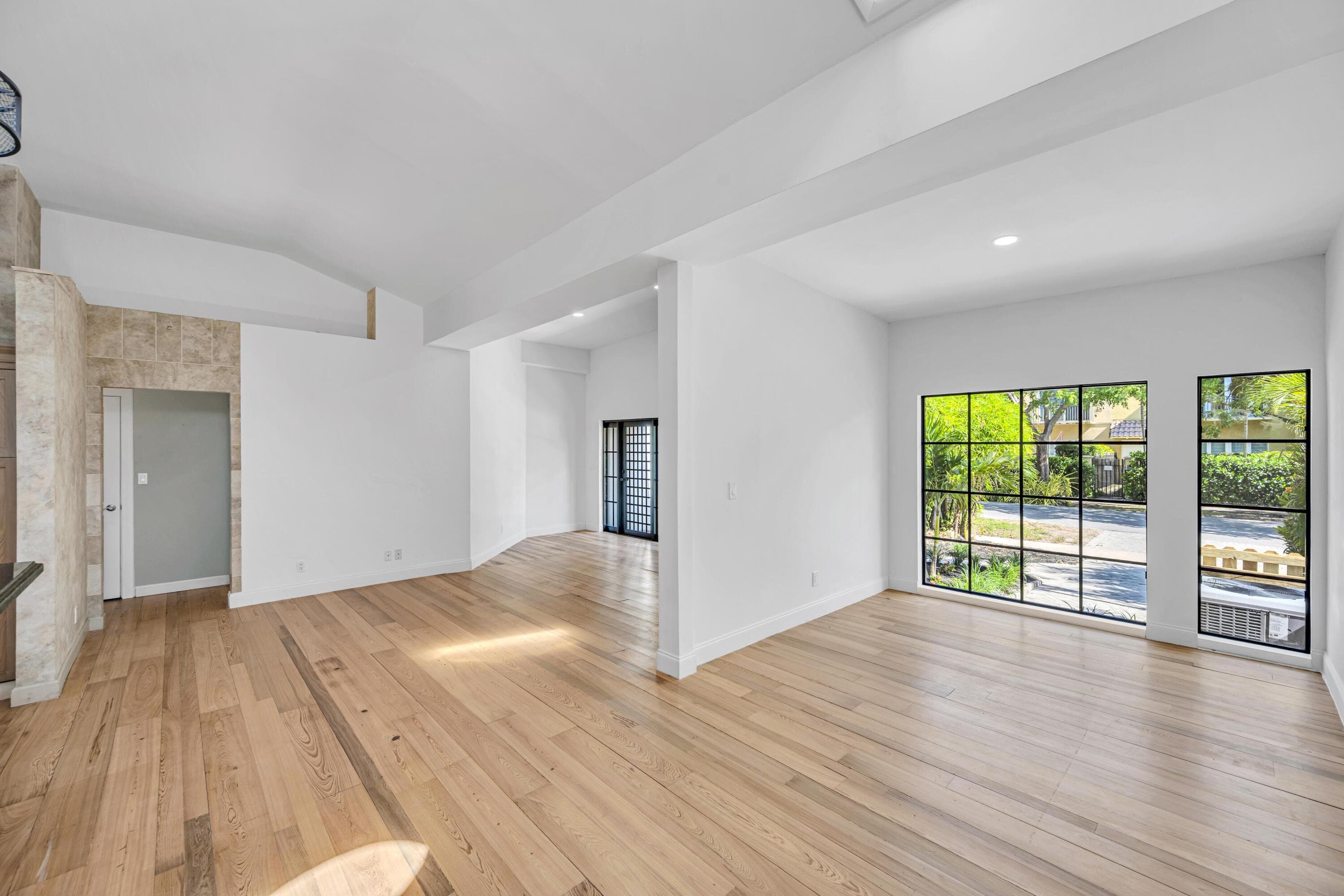 1413 NE 4th Court, Fort Lauderdale, FL 33301 — photo 5 of 48
