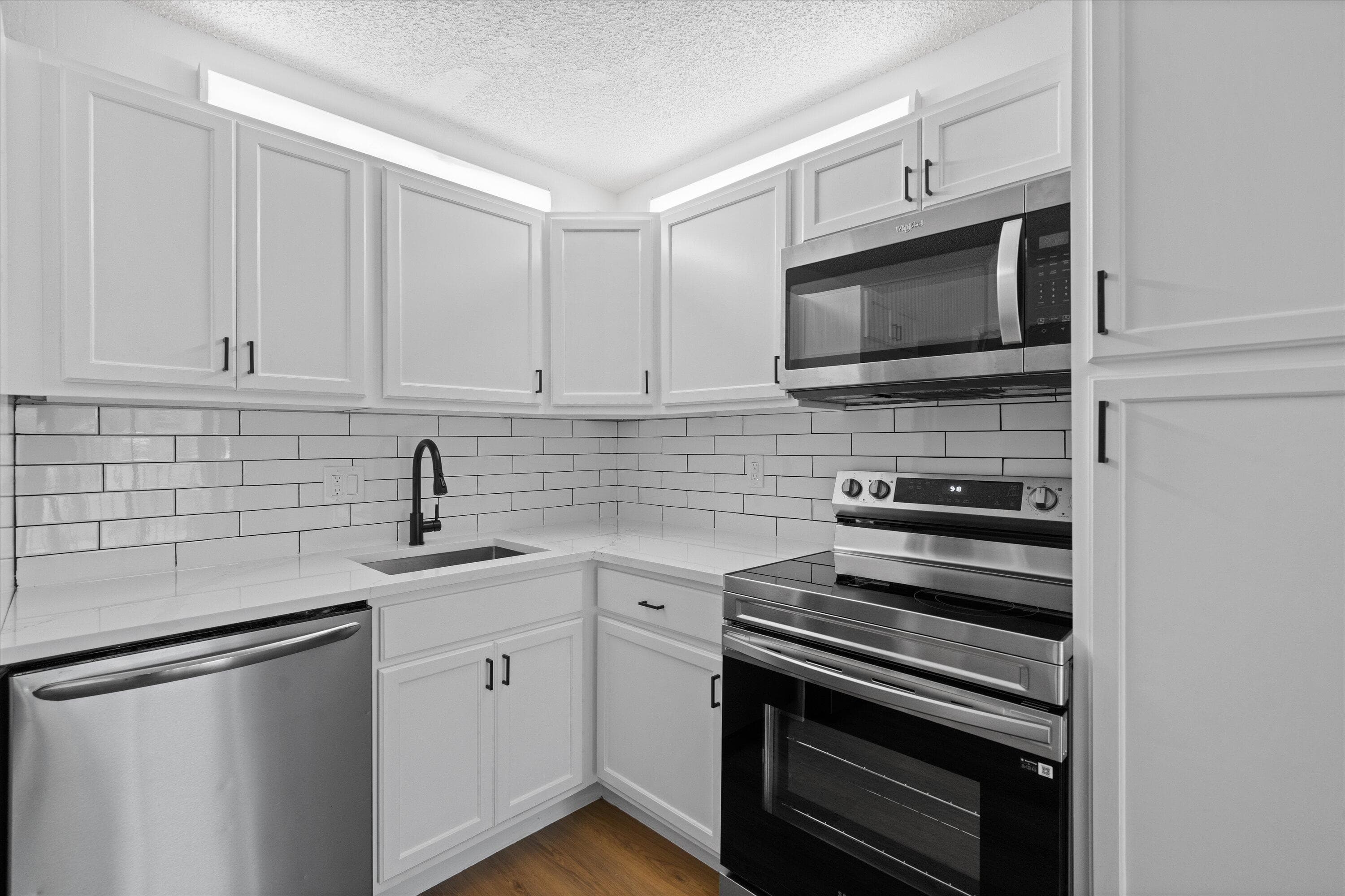 1113 Green Pine Boulevard C2, West Palm Beach, FL 33409 — photo 10 of 20