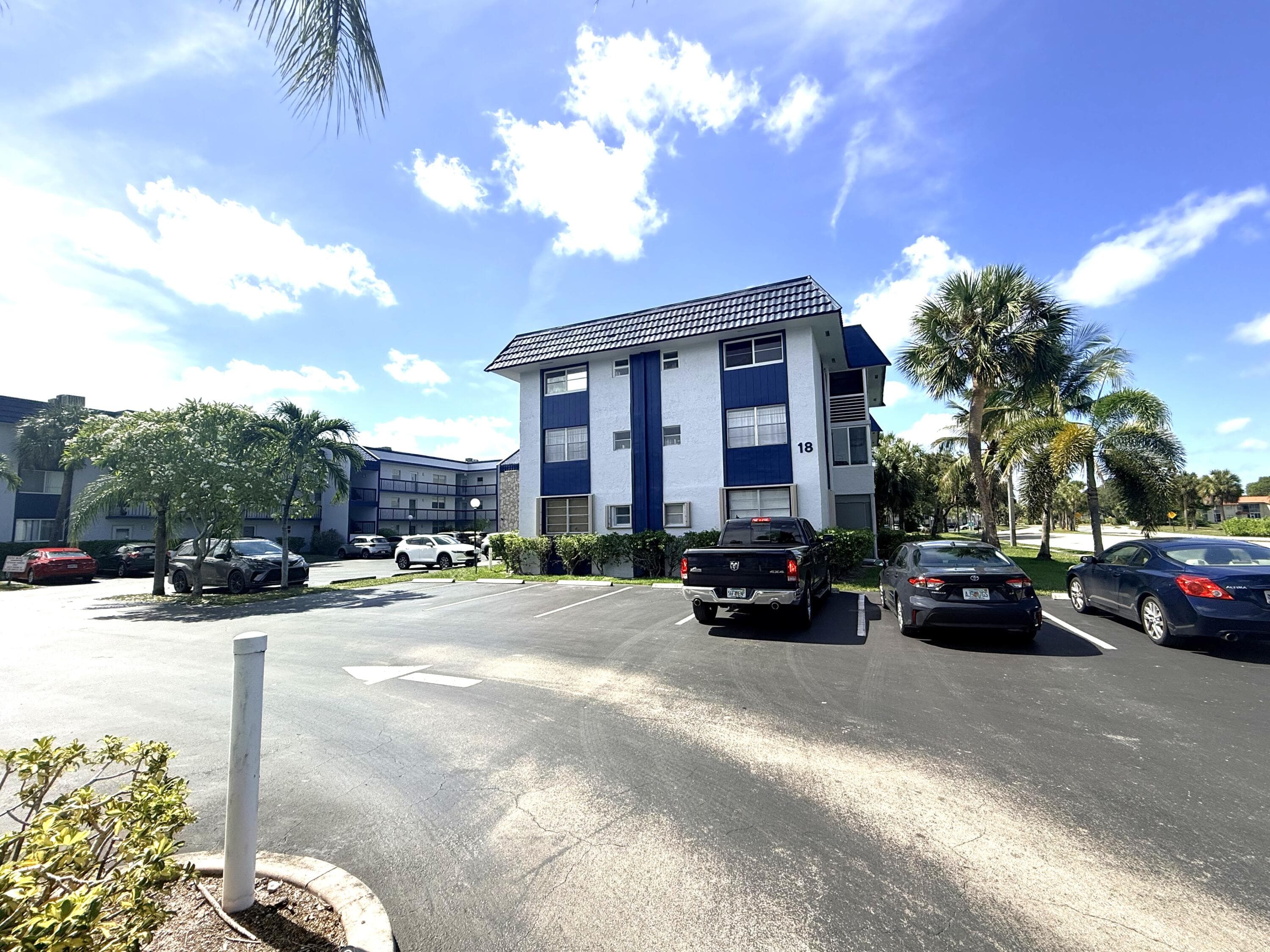 3050 Holiday Springs Boulevard 111, Margate, FL 33063 — photo 3 of 11
