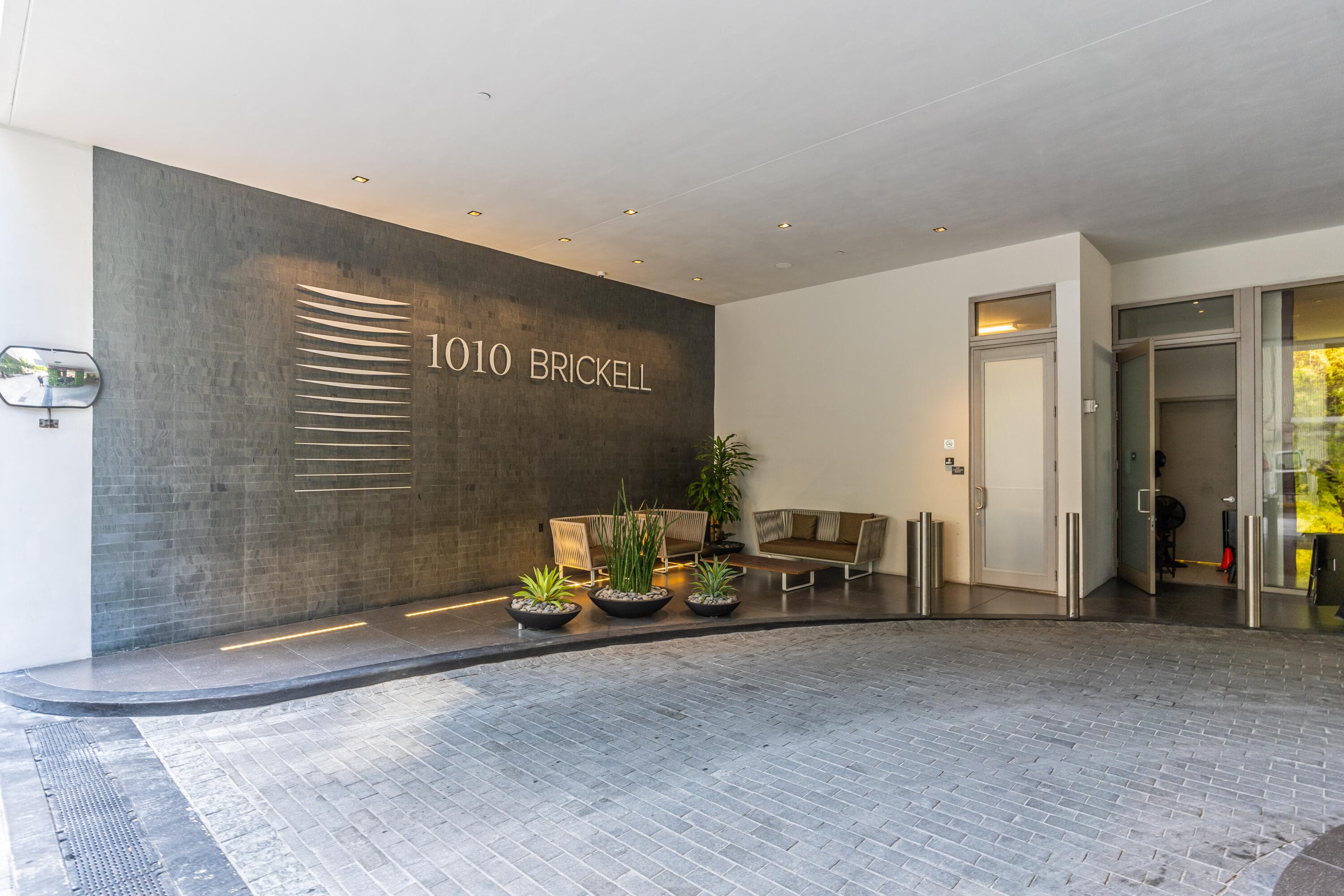 1010 Brickell Avenue 1607, Miami, FL 33131 — photo 42 of 53