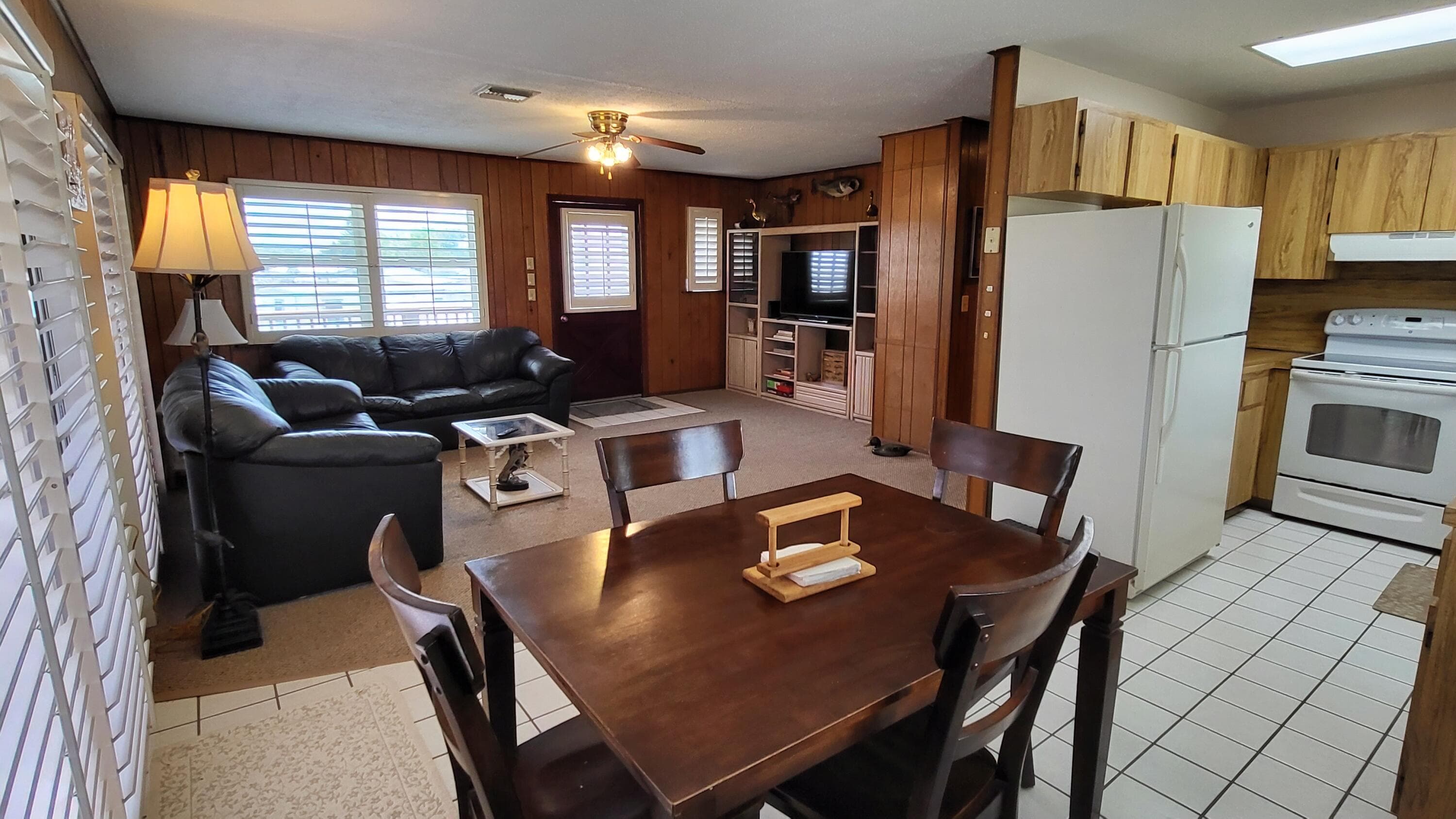 1065 Peach Lane, Okeechobee, FL 34974 — photo 15 of 37
