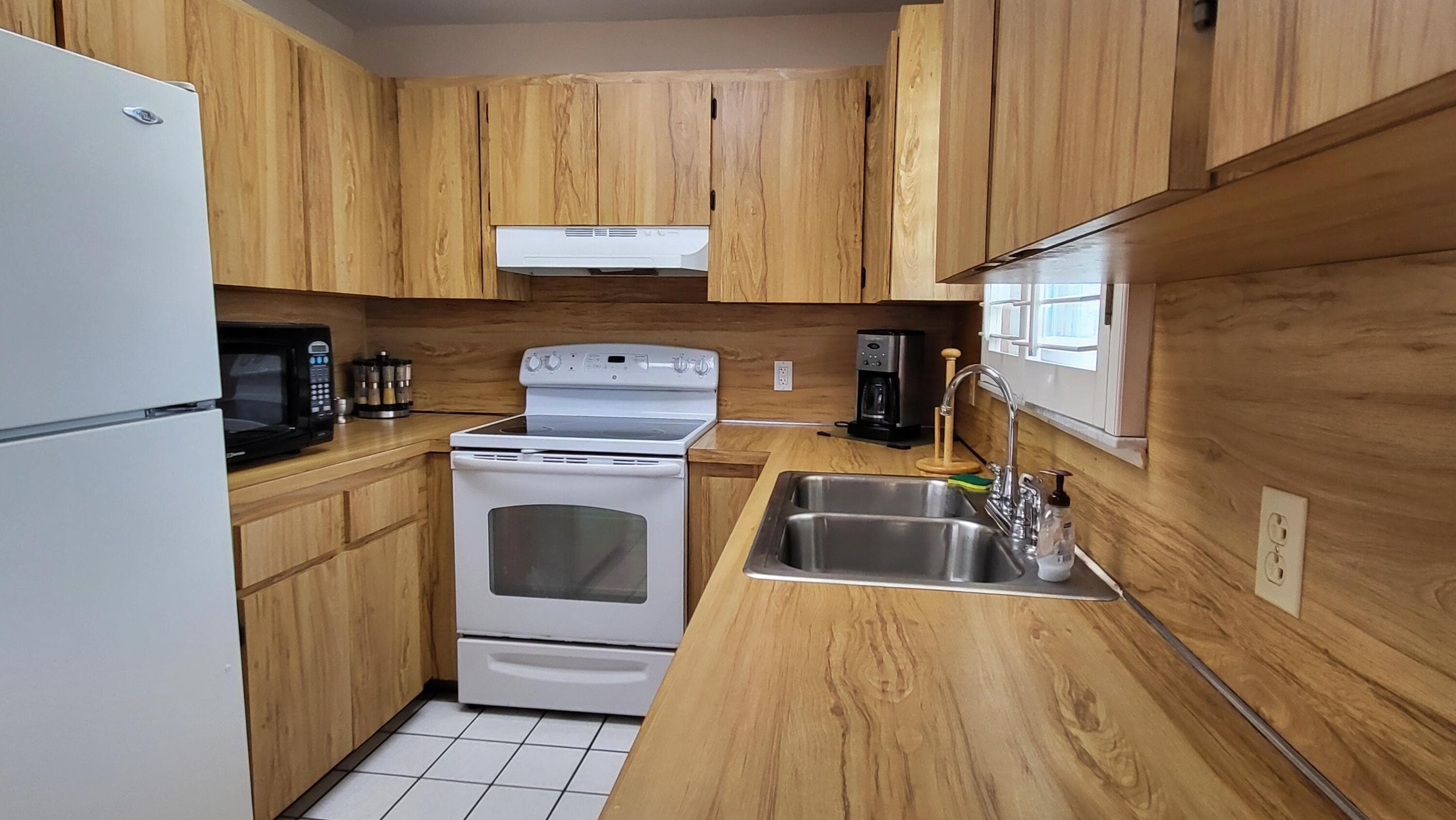 1065 Peach Lane, Okeechobee, FL 34974 — photo 17 of 37