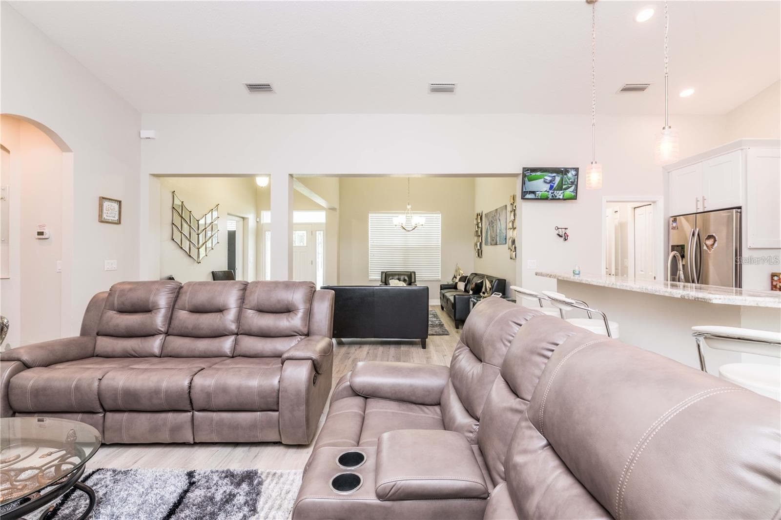 5816 Little River Drive, Tampa, FL 33615 — photo 5 of 21