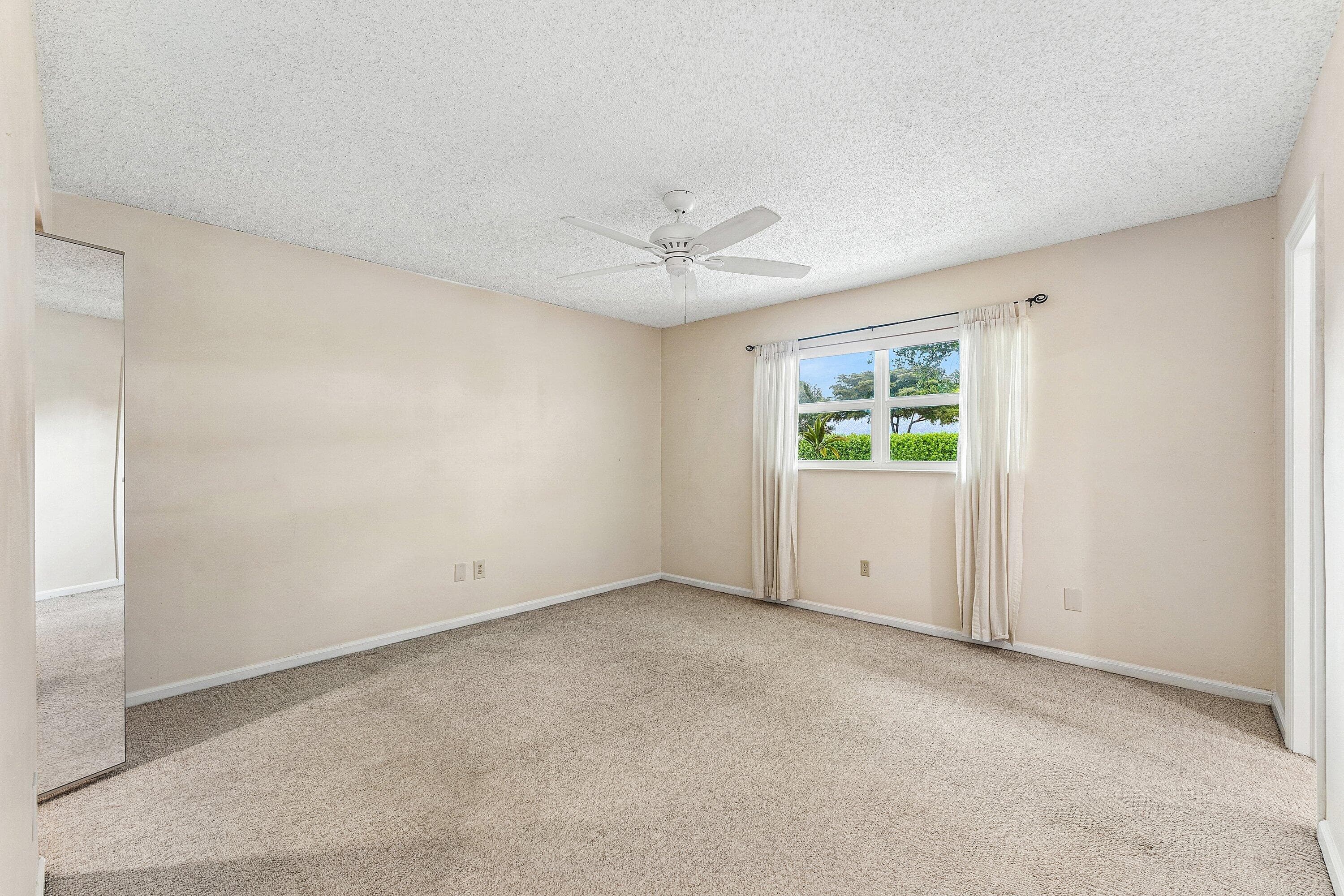 3150 Pinehurst Drive, Lake Worth, FL 33467 — photo 15 of 38