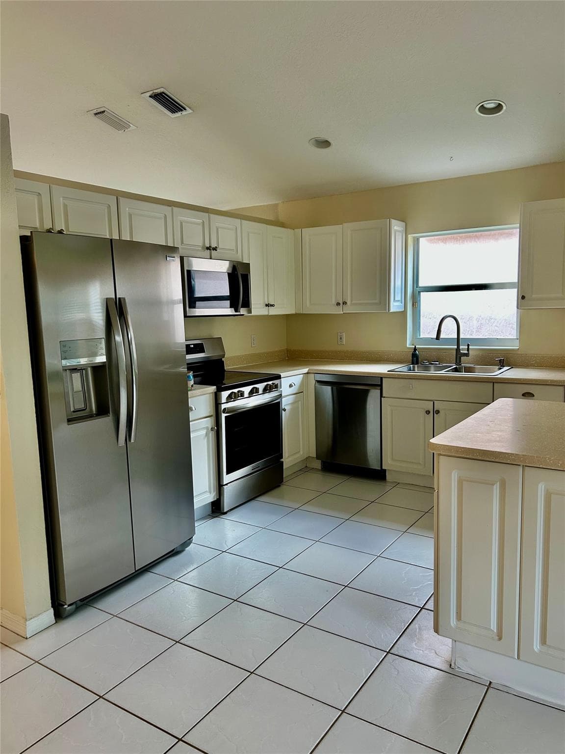 3694 Miramontes Circle, Wellington, FL 33414 — photo 13 of 45