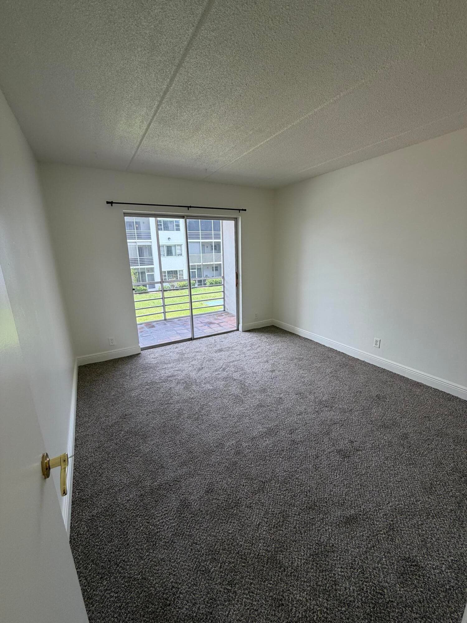 4500 N Flagler Drive C9, West Palm Beach, FL 33407 — photo 14 of 19