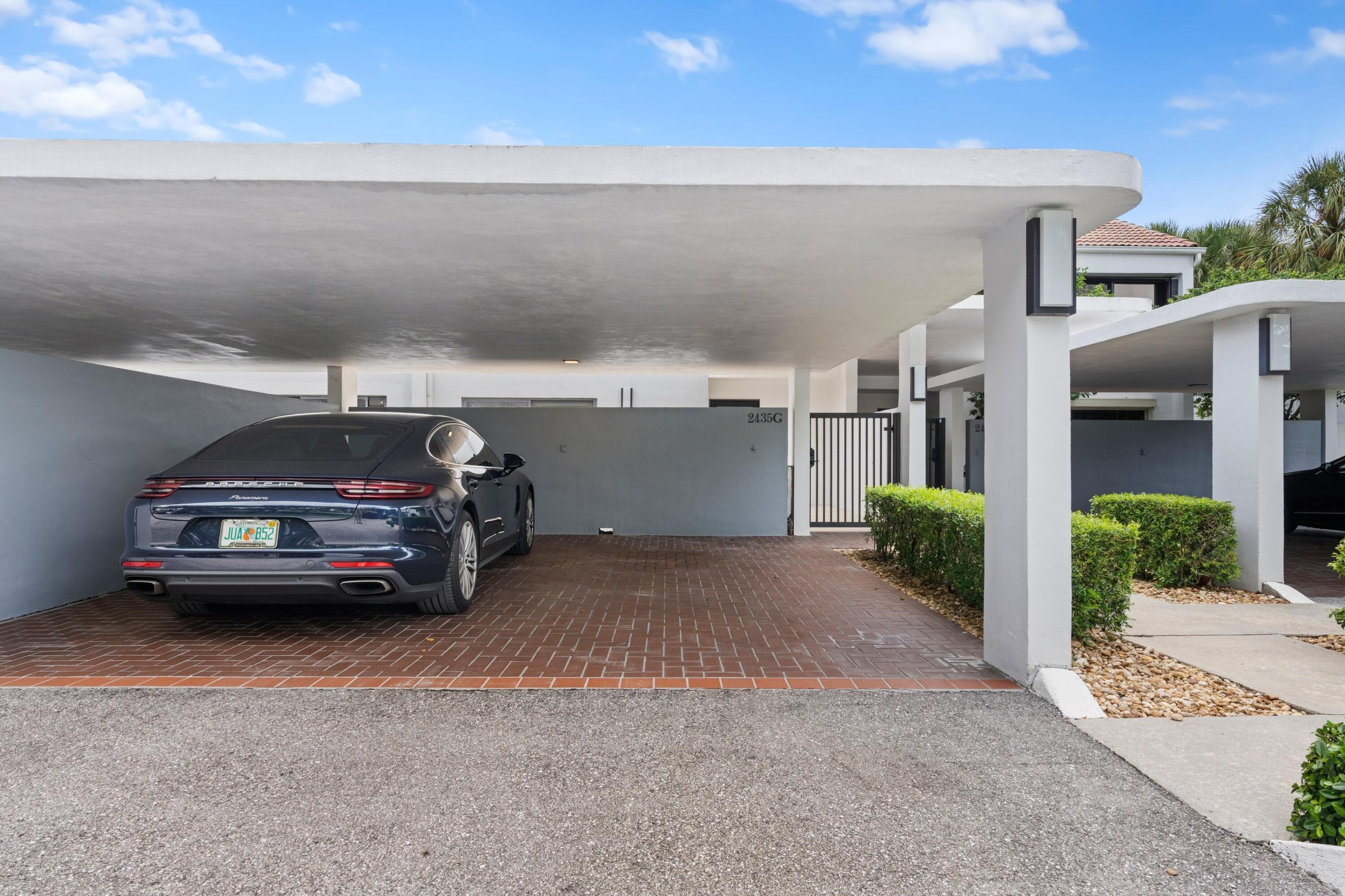 2435 Presidential Way G, West Palm Beach, FL 33401 — photo 31 of 35