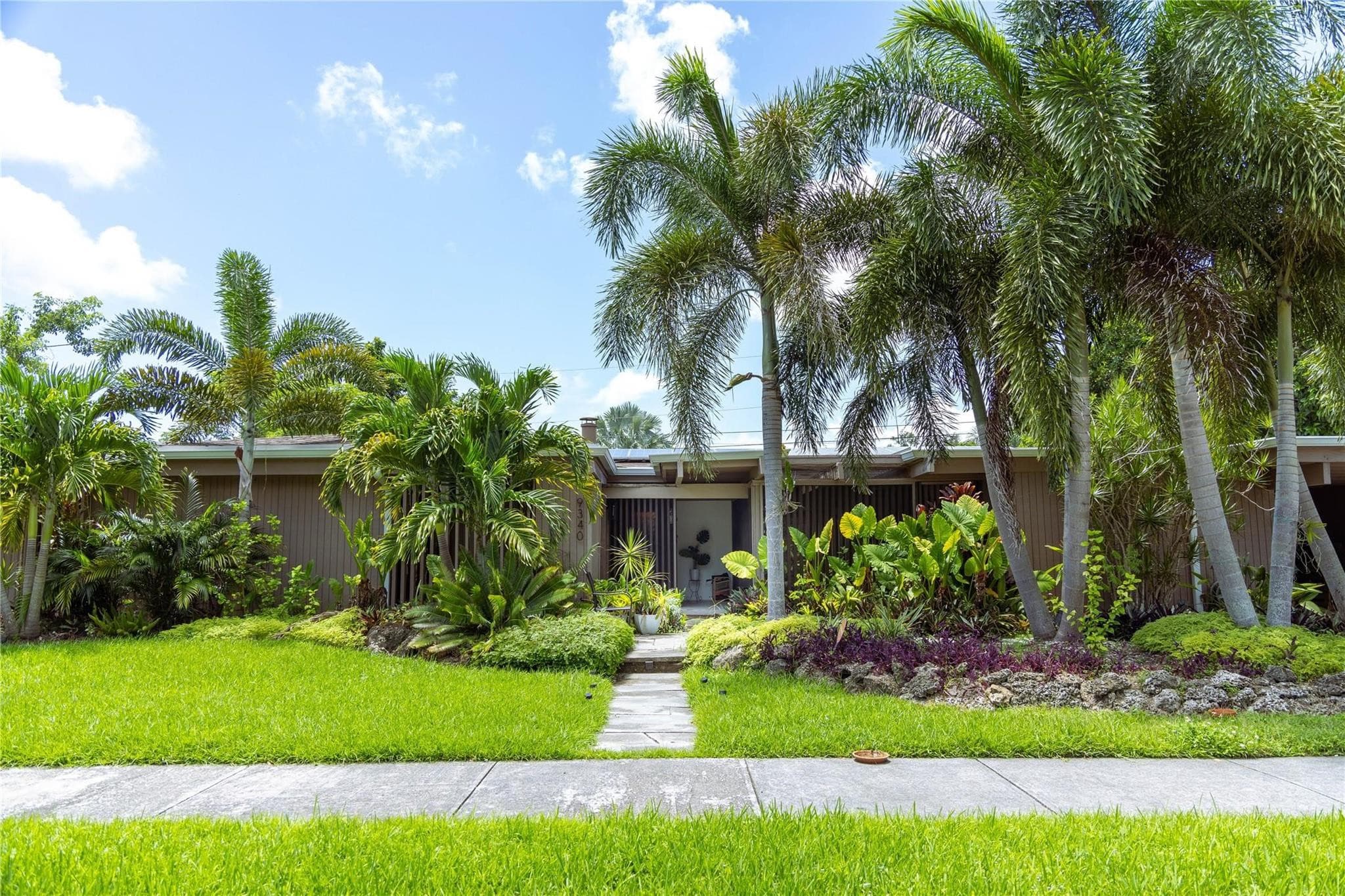 9340 SW 178th Terrace, Palmetto Bay, FL 33157 — photo 3 of 18