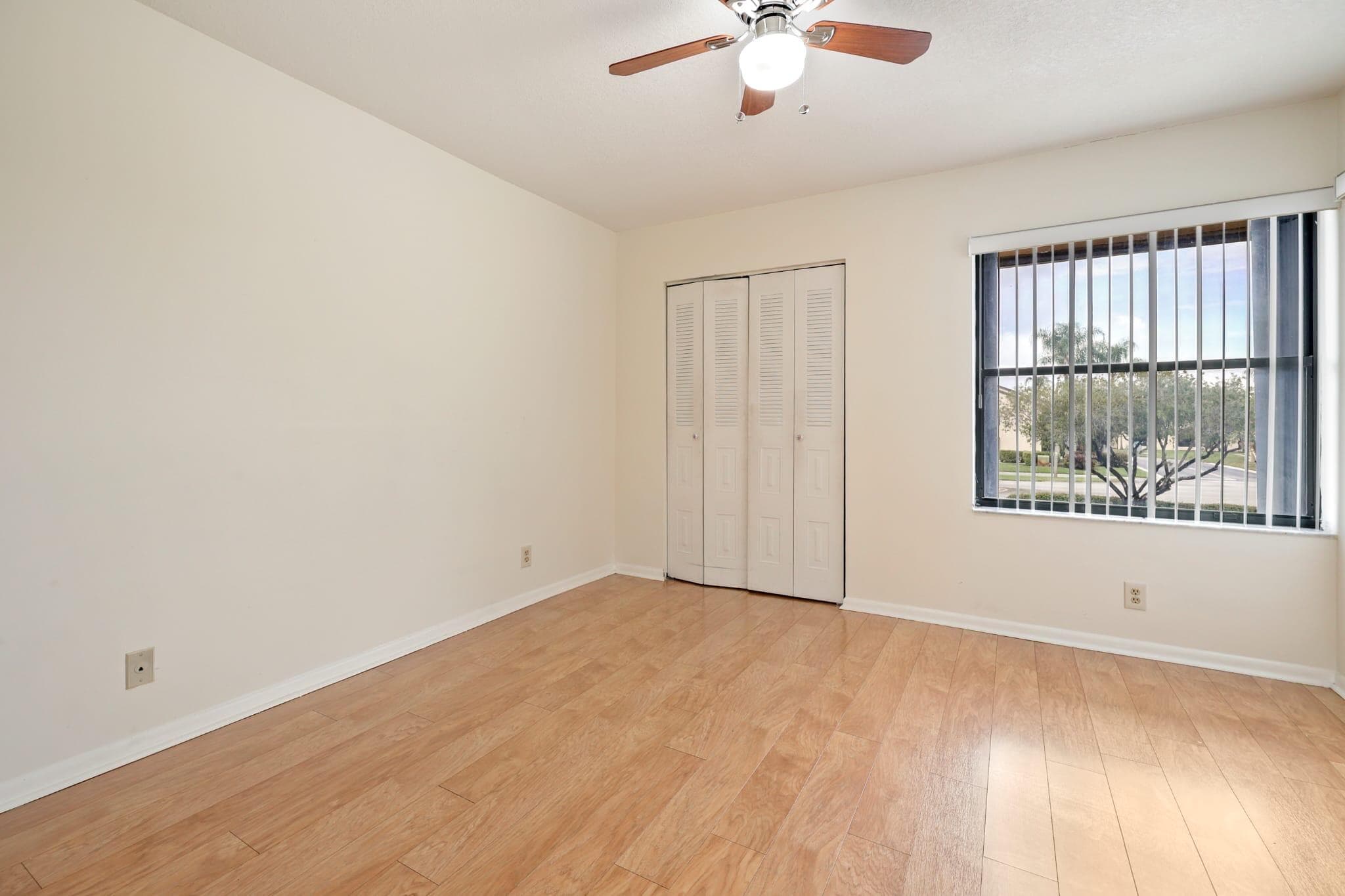 4698 Lucerne Lakes Boulevard E 202, Lake Worth, FL 33467 — photo 4 of 13