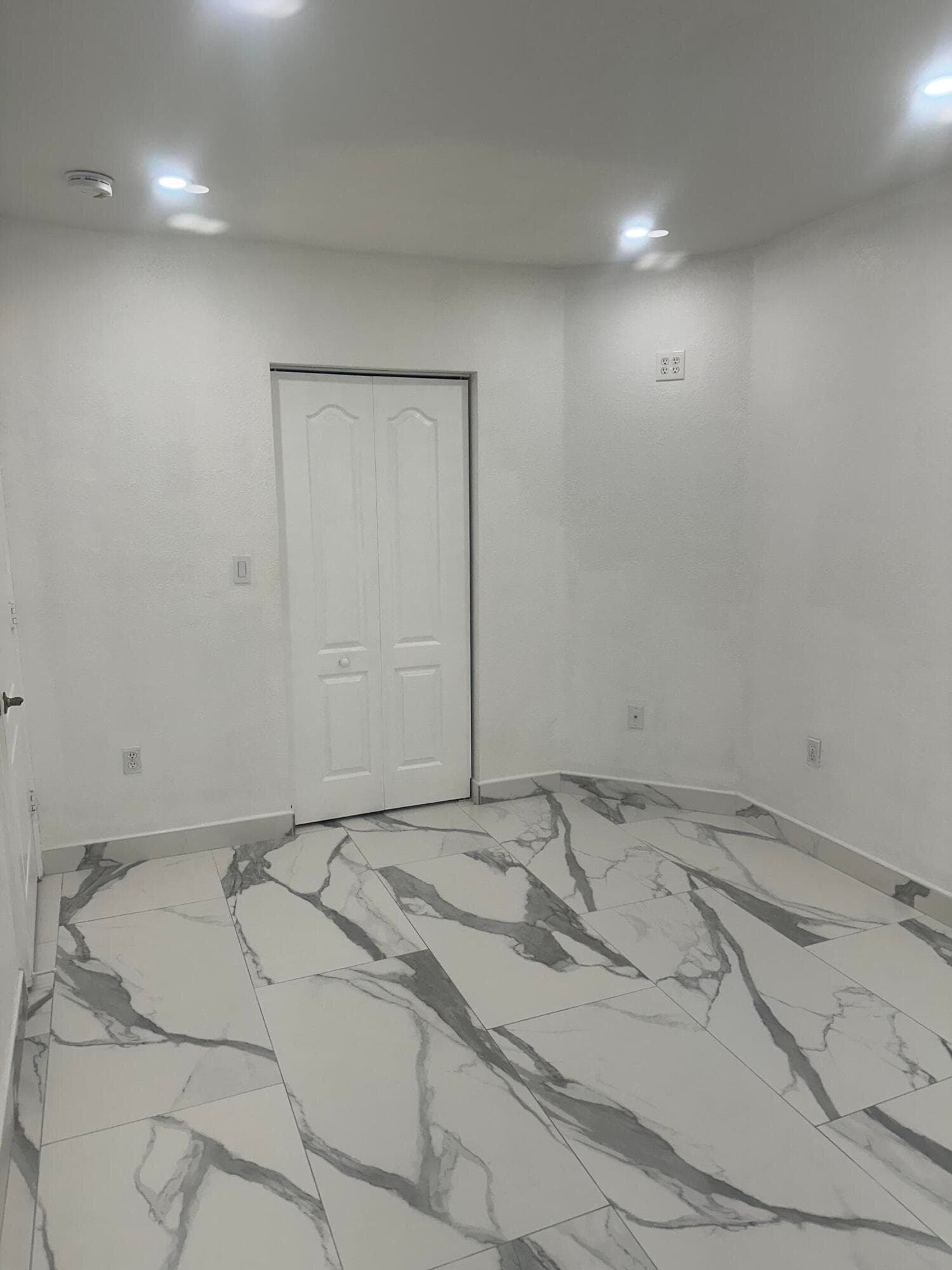 300 E 4th Street 103, Hialeah, FL 33010 — photo 27 of 27