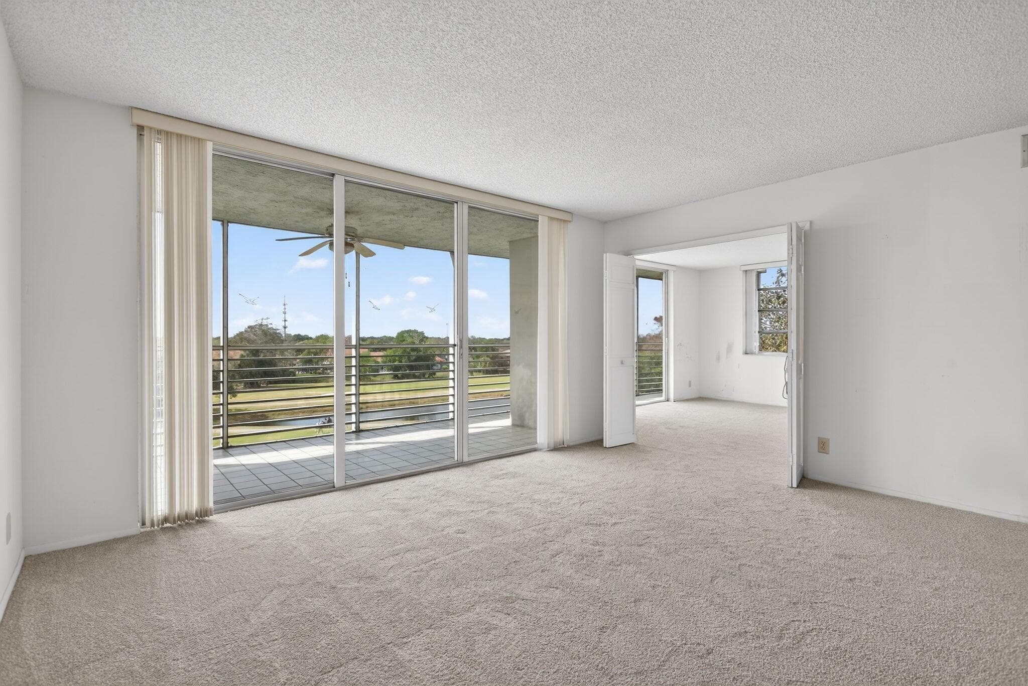 3507 Oaks Way 501, Pompano Beach, FL 33069 — photo 5 of 40