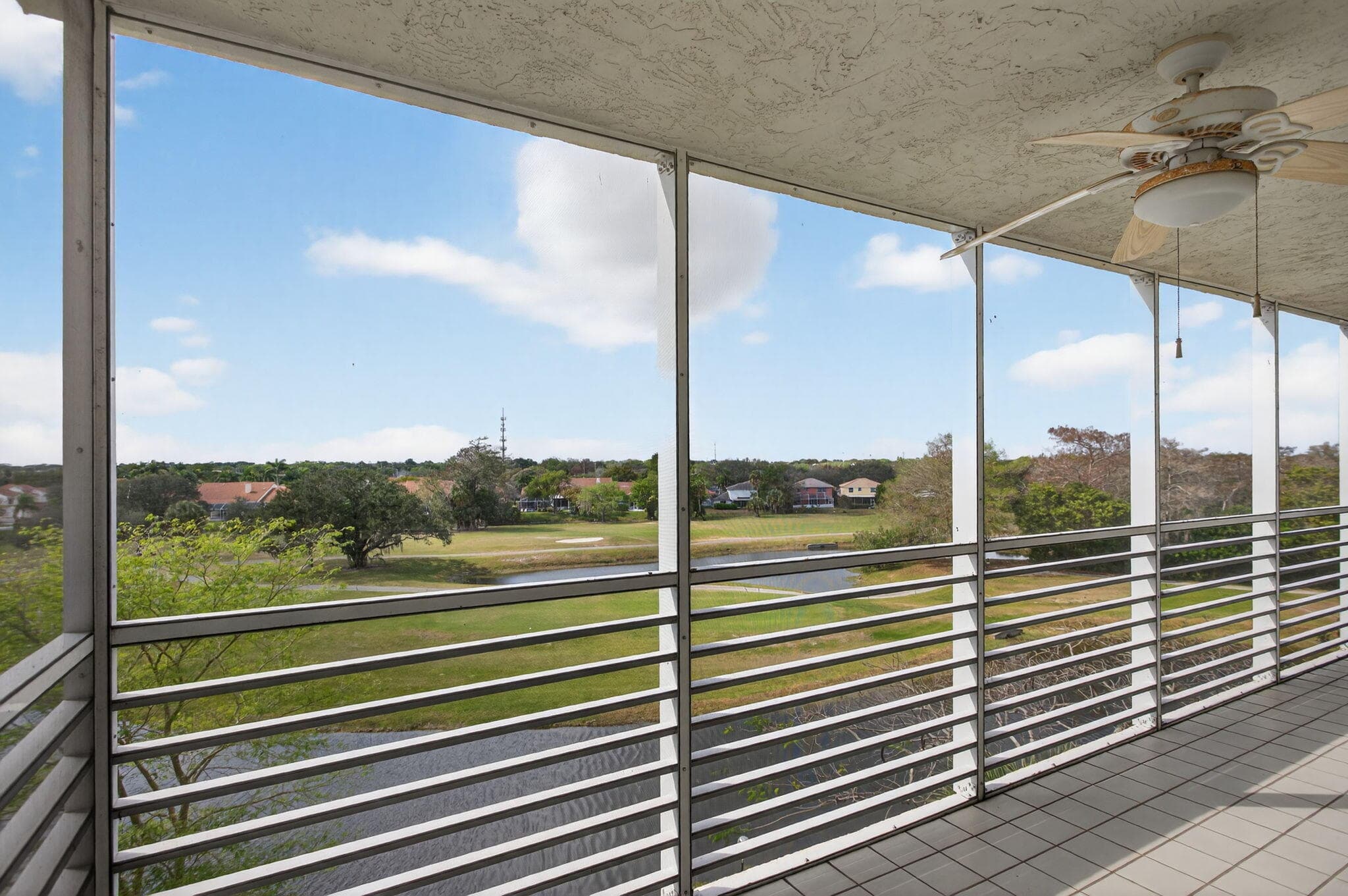 3507 Oaks Way 501, Pompano Beach, FL 33069 — photo 15 of 40