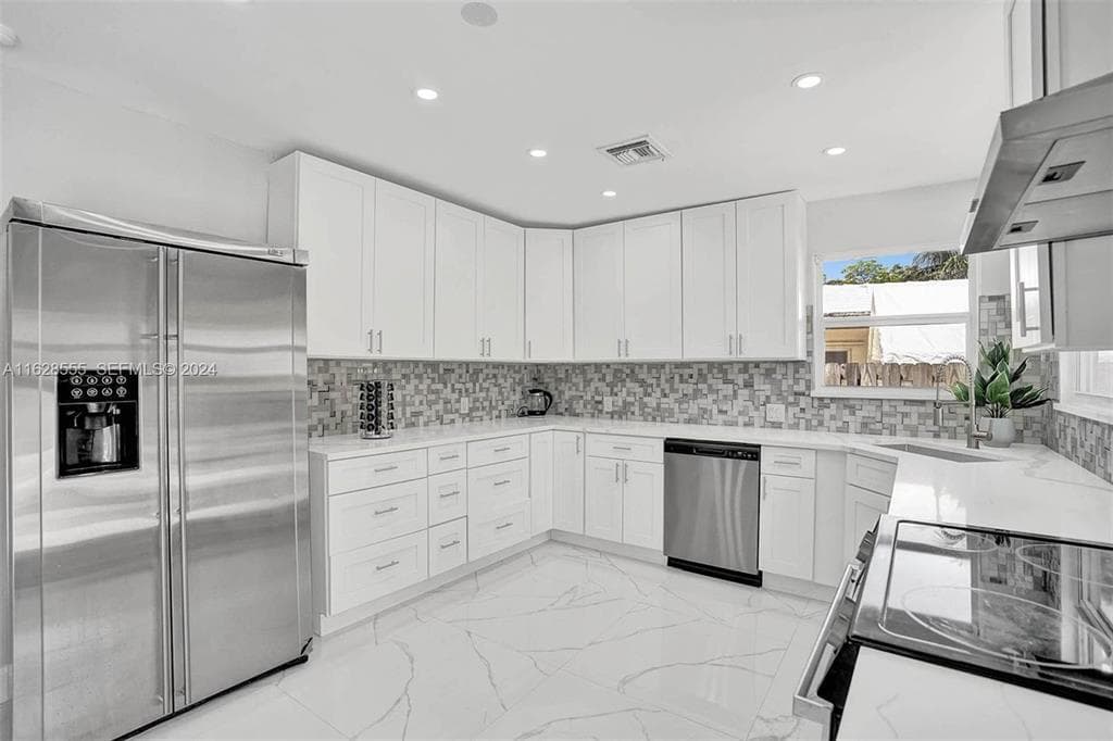 3421 Dover Road, Pompano Beach, FL 33062 — photo 10 of 13