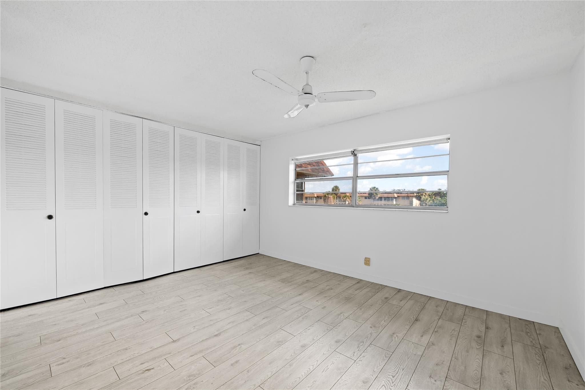 5031 W Oakland Park Boulevard 309, Lauderdale Lakes, FL 33313 — photo 10 of 23