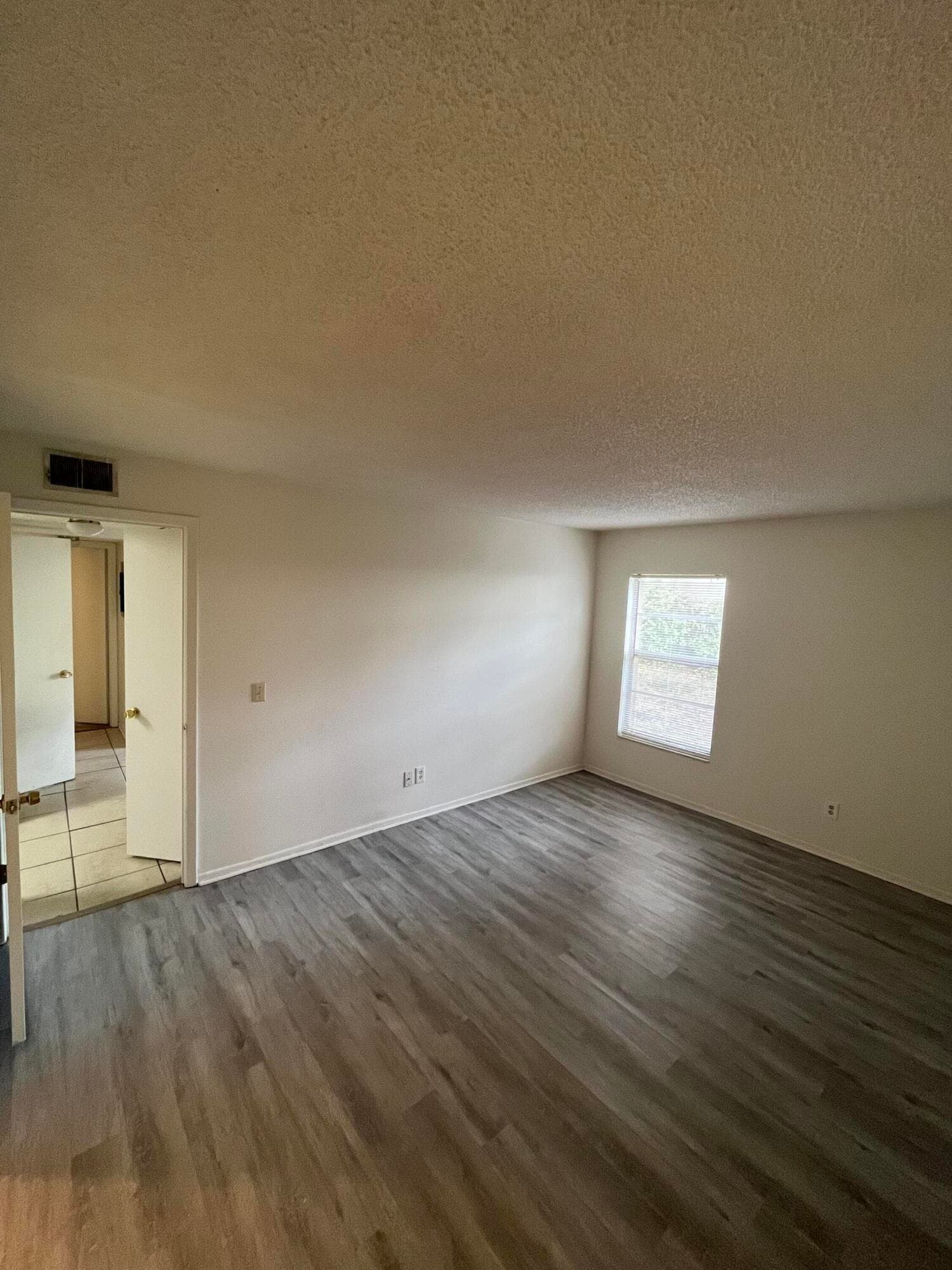 14308 Hanging Moss Circle 102, Tampa, FL 33613 — photo 14 of 19