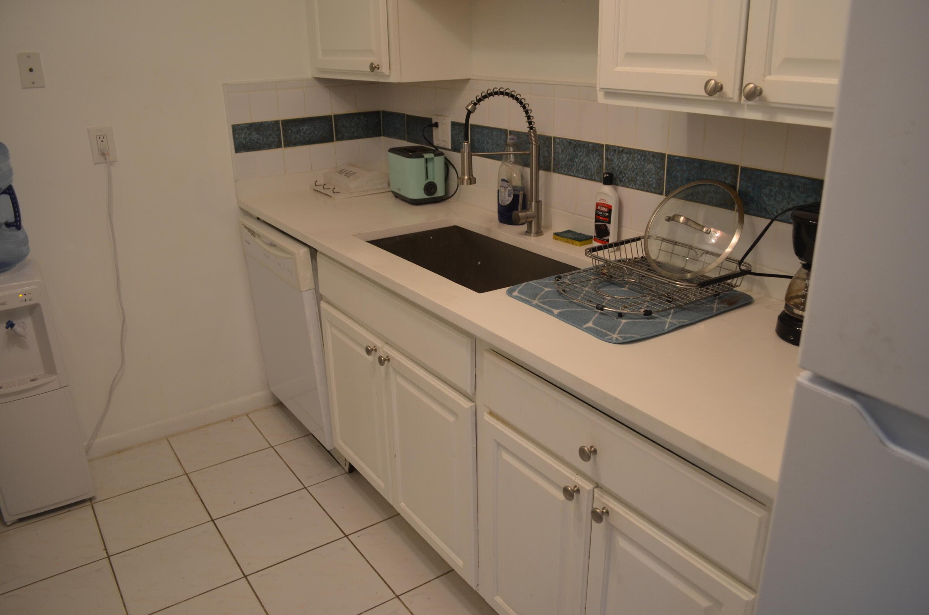 658 NE 6th Court E E, Boynton Beach, FL 33435 — photo 15 of 26