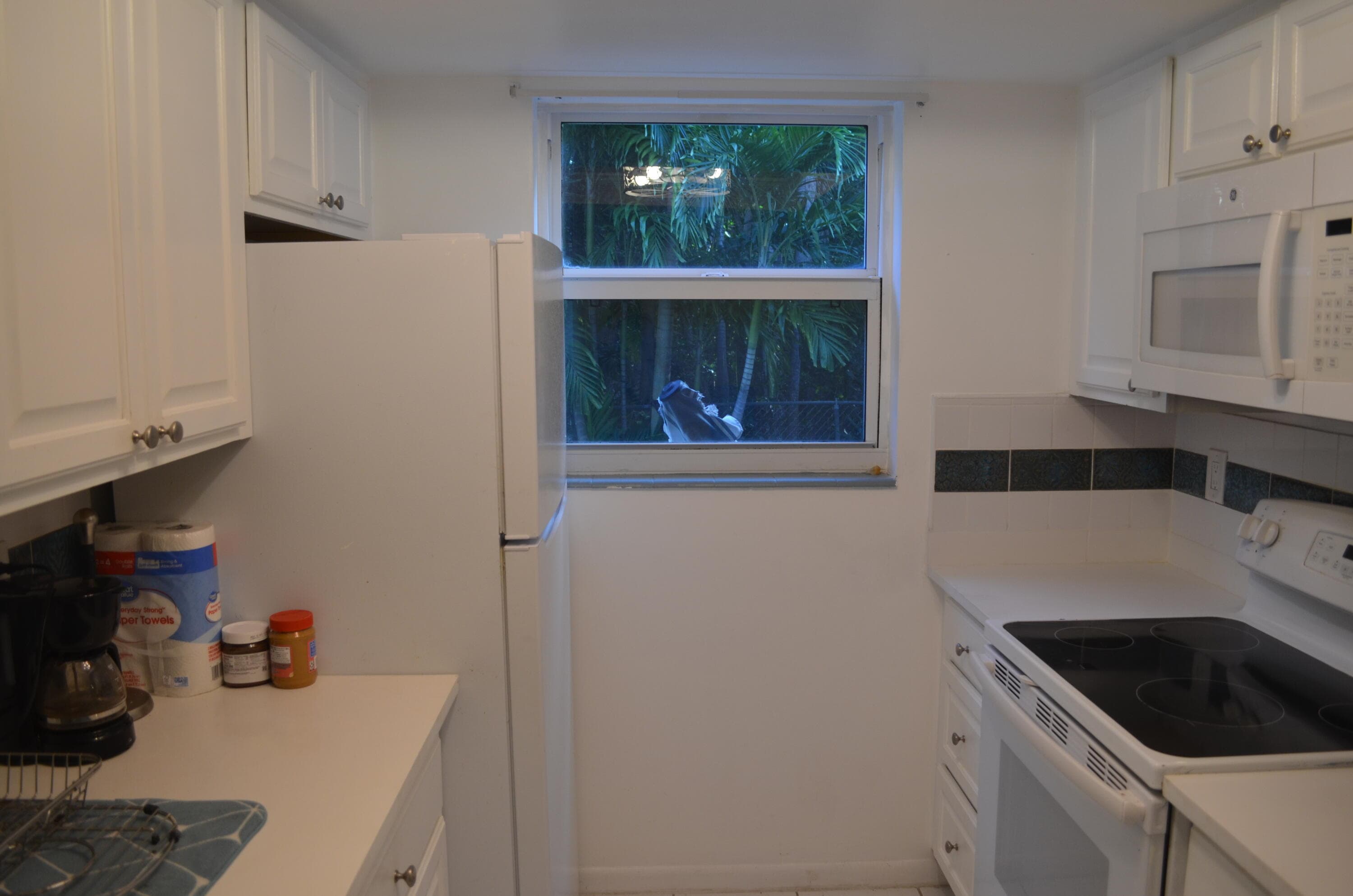 658 NE 6th Court E E, Boynton Beach, FL 33435 — photo 17 of 26