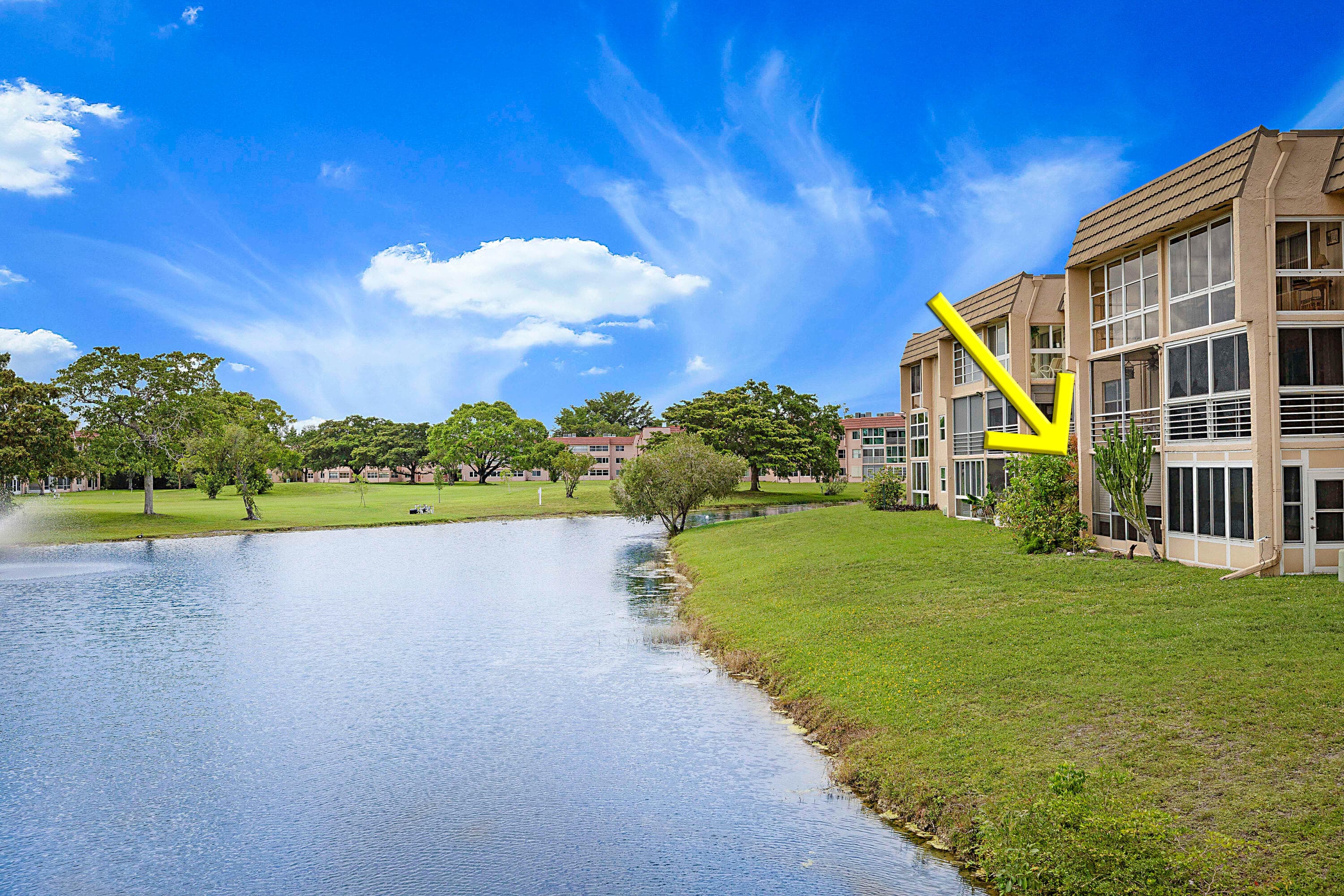 9201 Sunrise Lakes Boulevard 107, Sunrise, FL 33322 — photo 1 of 28