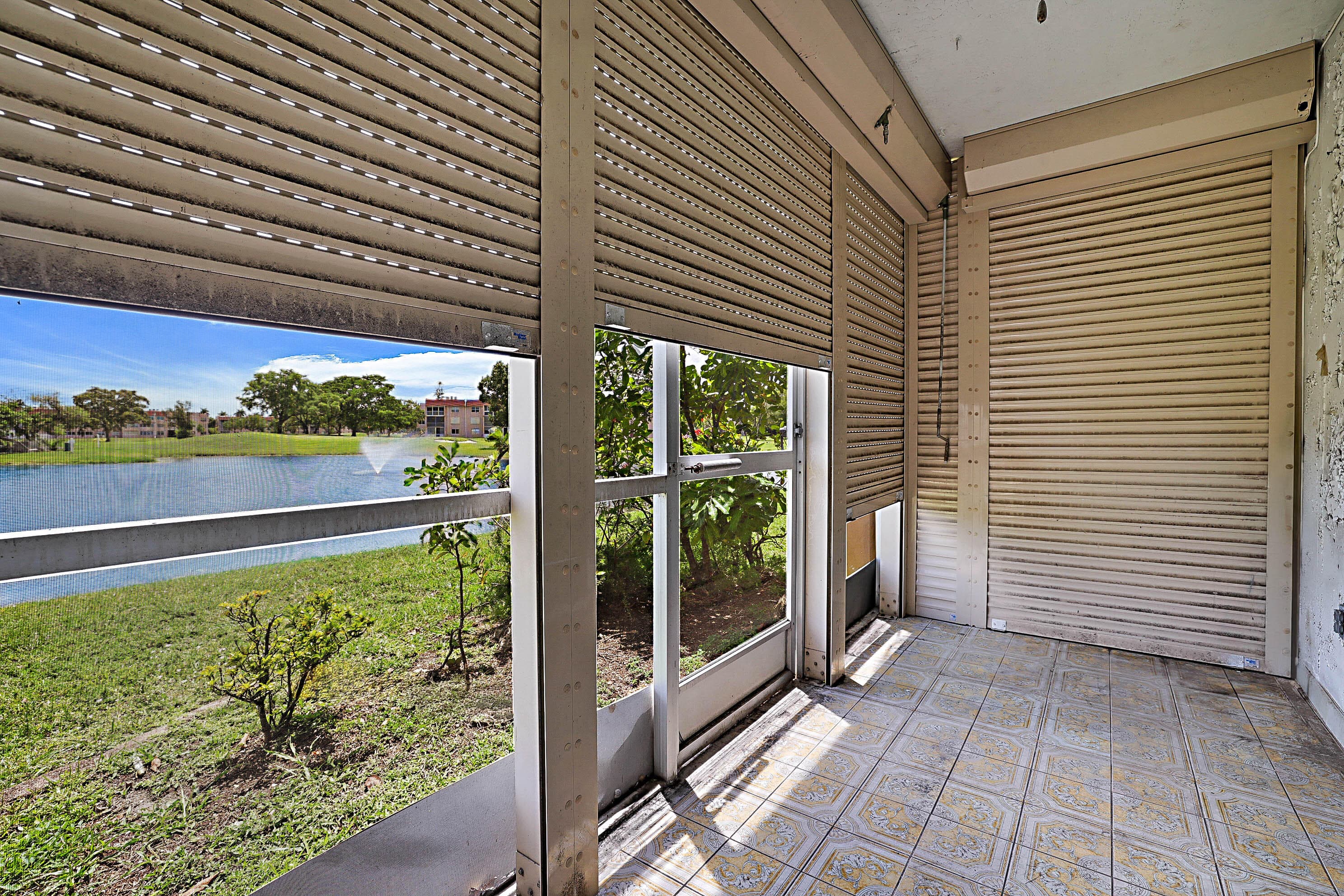 9201 Sunrise Lakes Boulevard 107, Sunrise, FL 33322 — photo 23 of 28