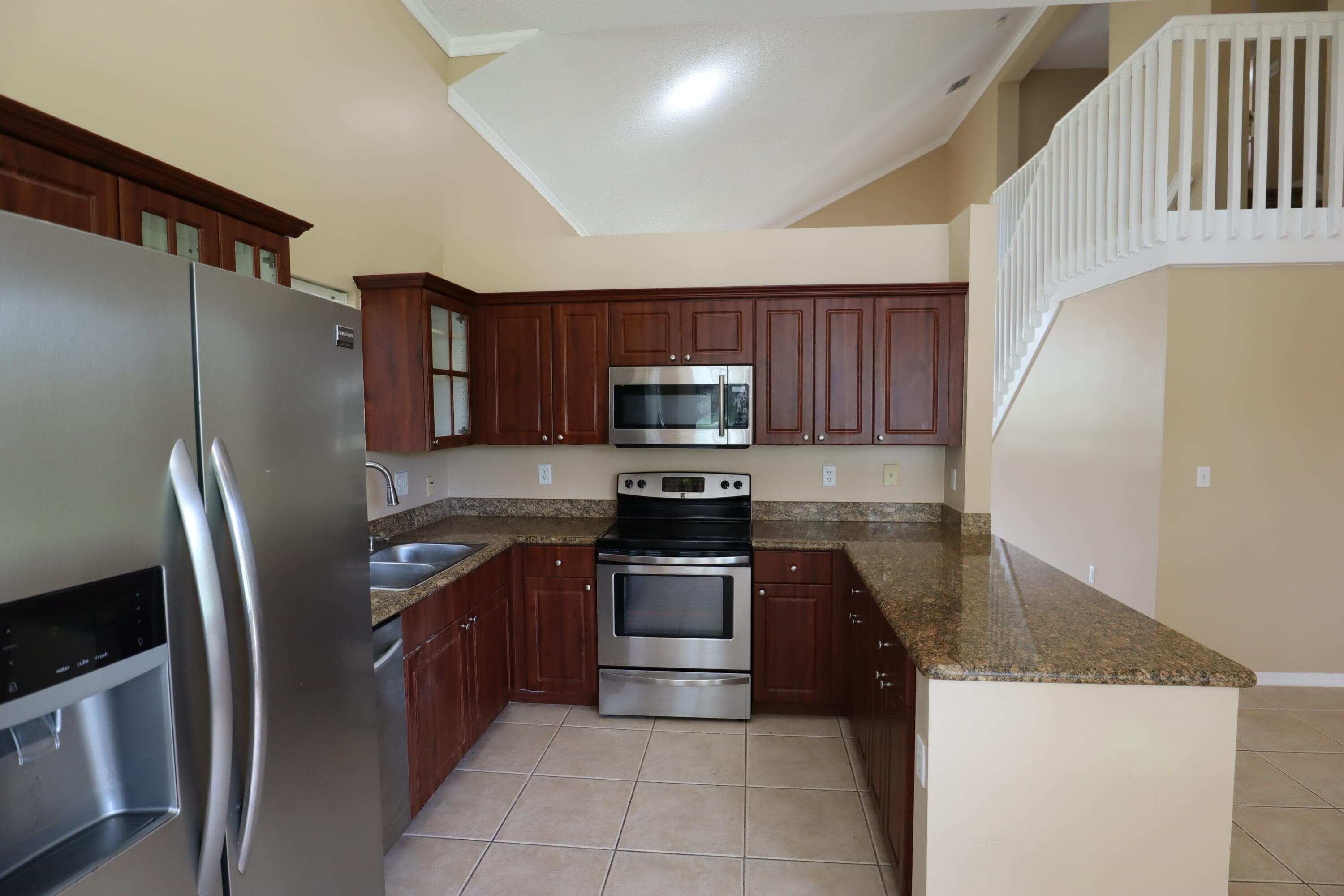2202 SE 17th Avenue, Homestead, FL 33035 — photo 8 of 35