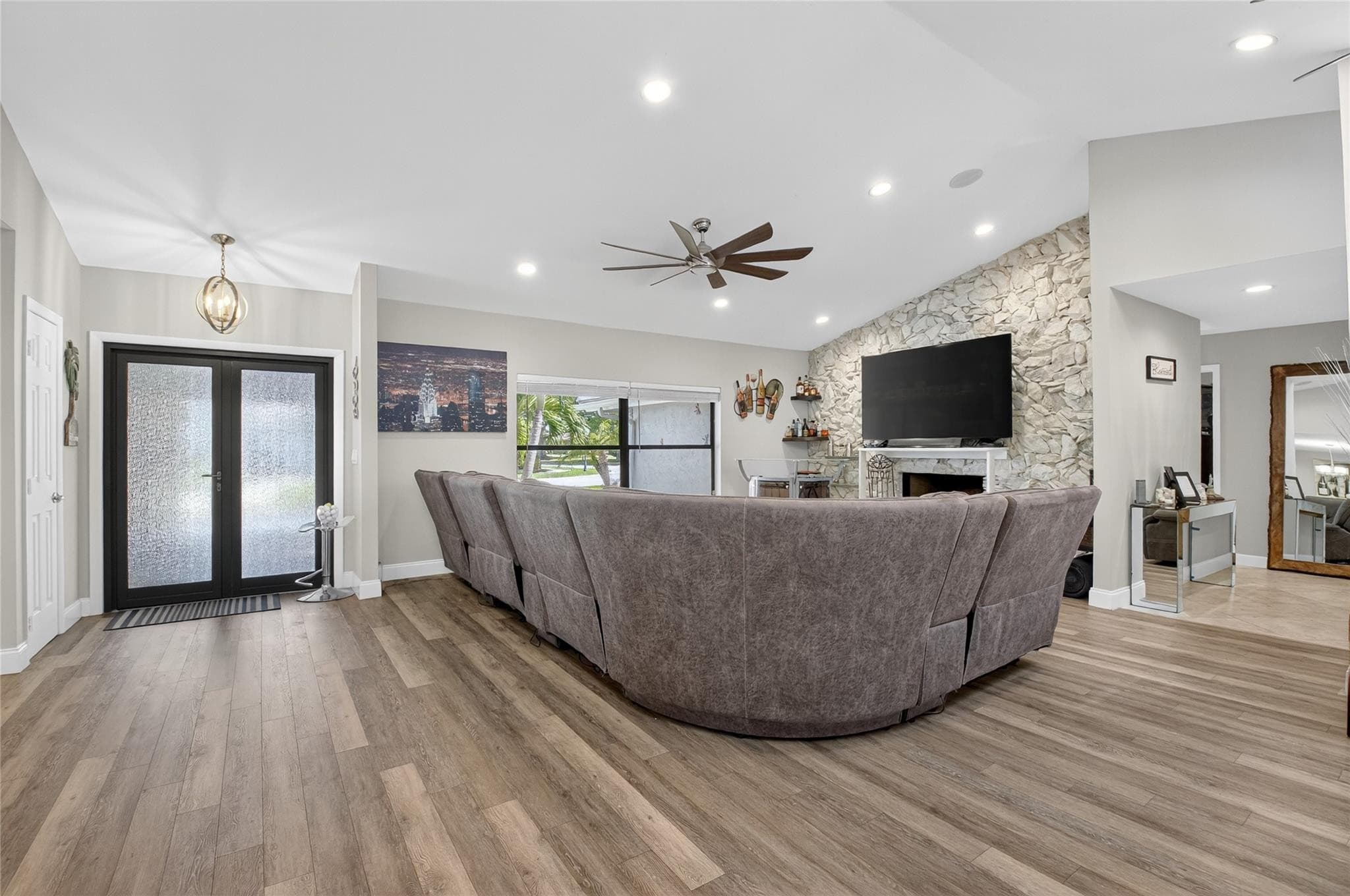 10182 Boca Woods Lane, Boca Raton, FL 33428 — photo 11 of 64