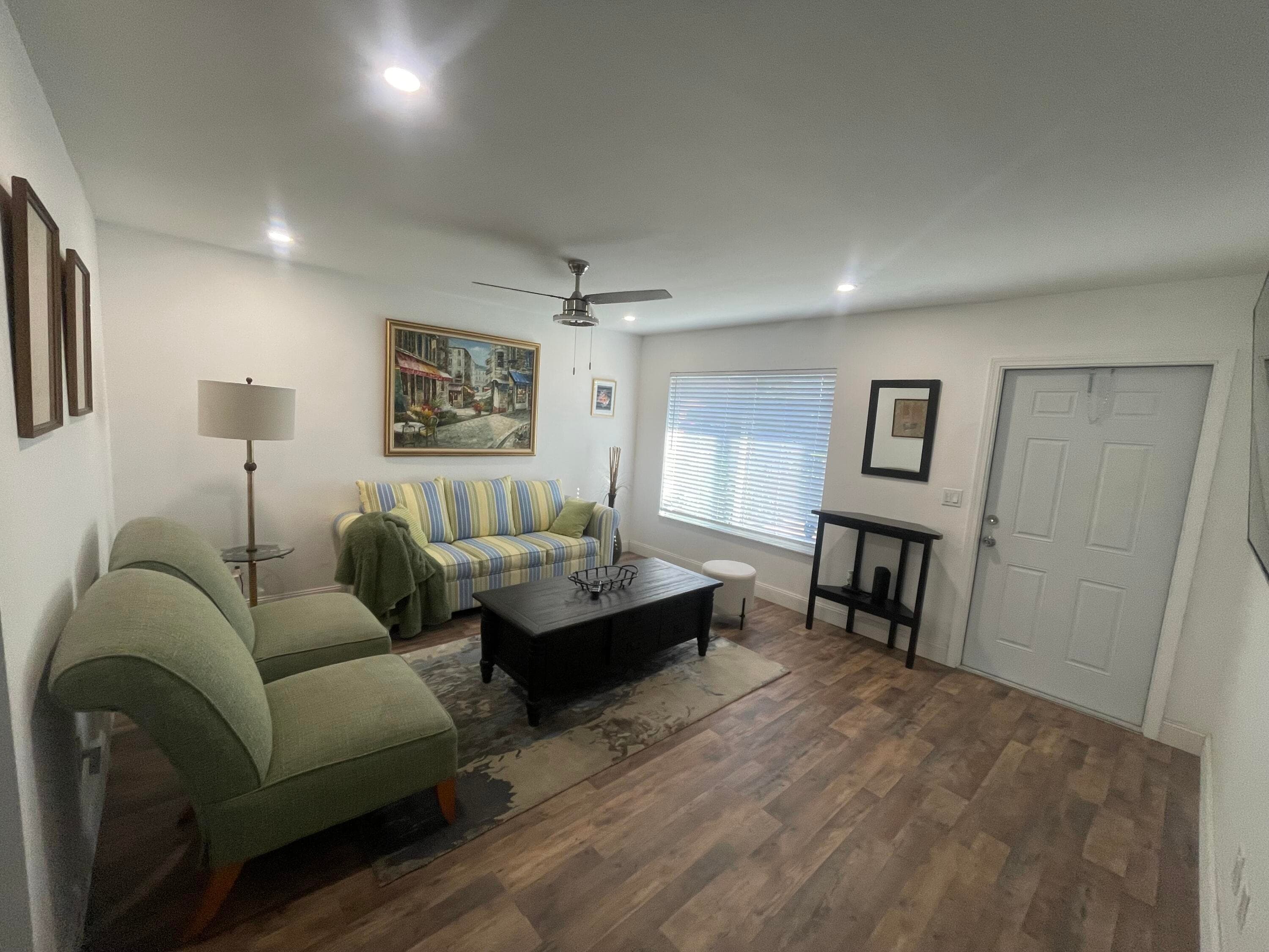 983 SE Emerald Rd Road SE, Palm Bay, FL 32909 — photo 9 of 33