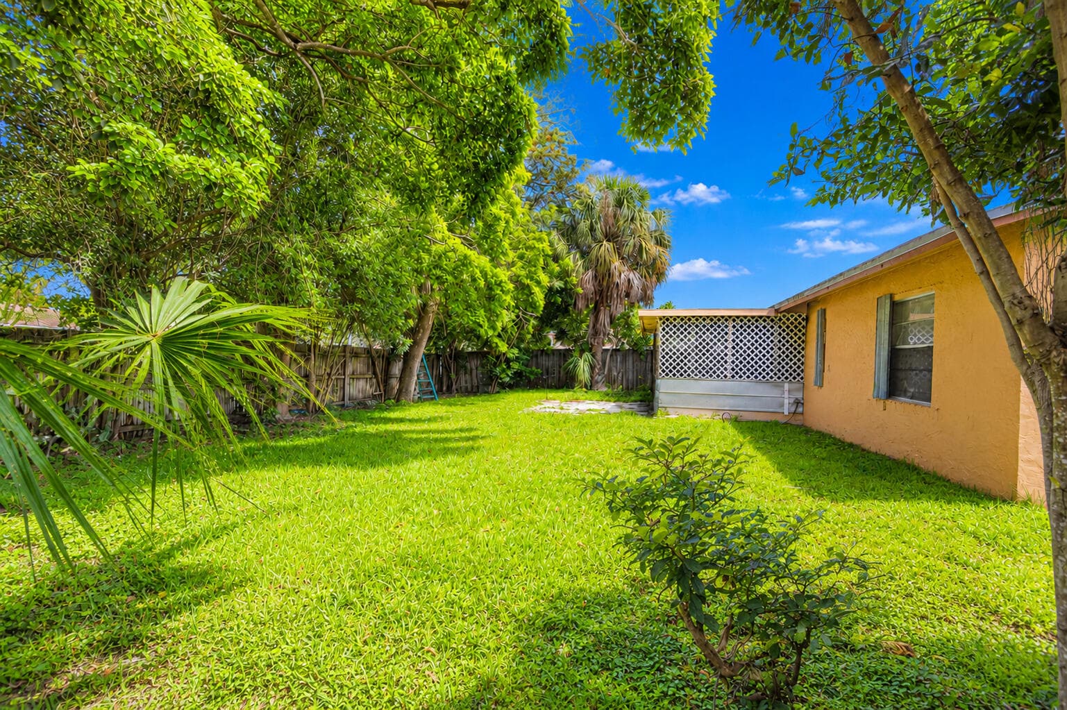 10304 Pippin Lane, Royal Palm Beach, FL 33411 — photo 30 of 34