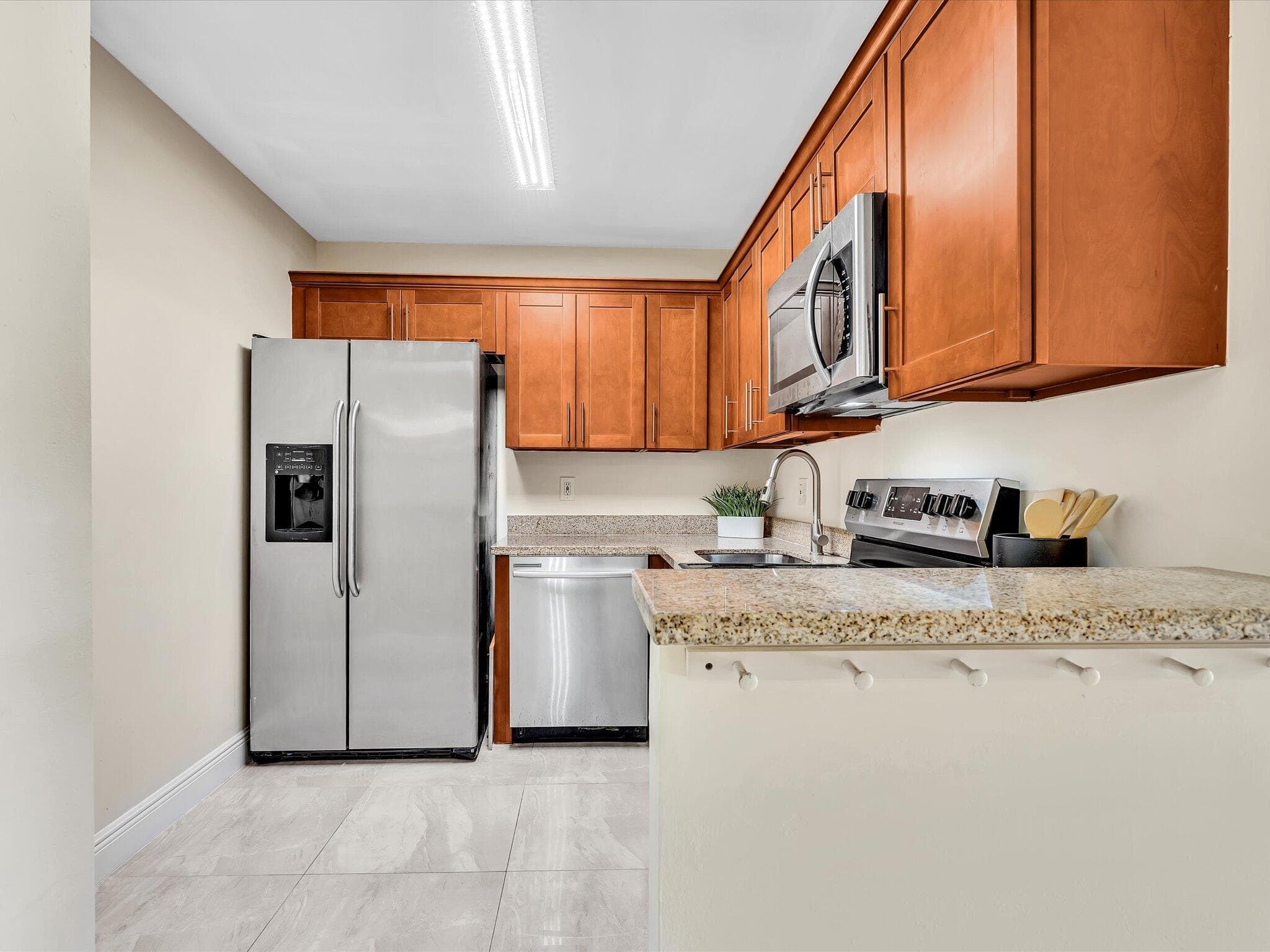 470 NW 20th Street 3020, Boca Raton, FL 33431 — photo 8 of 43