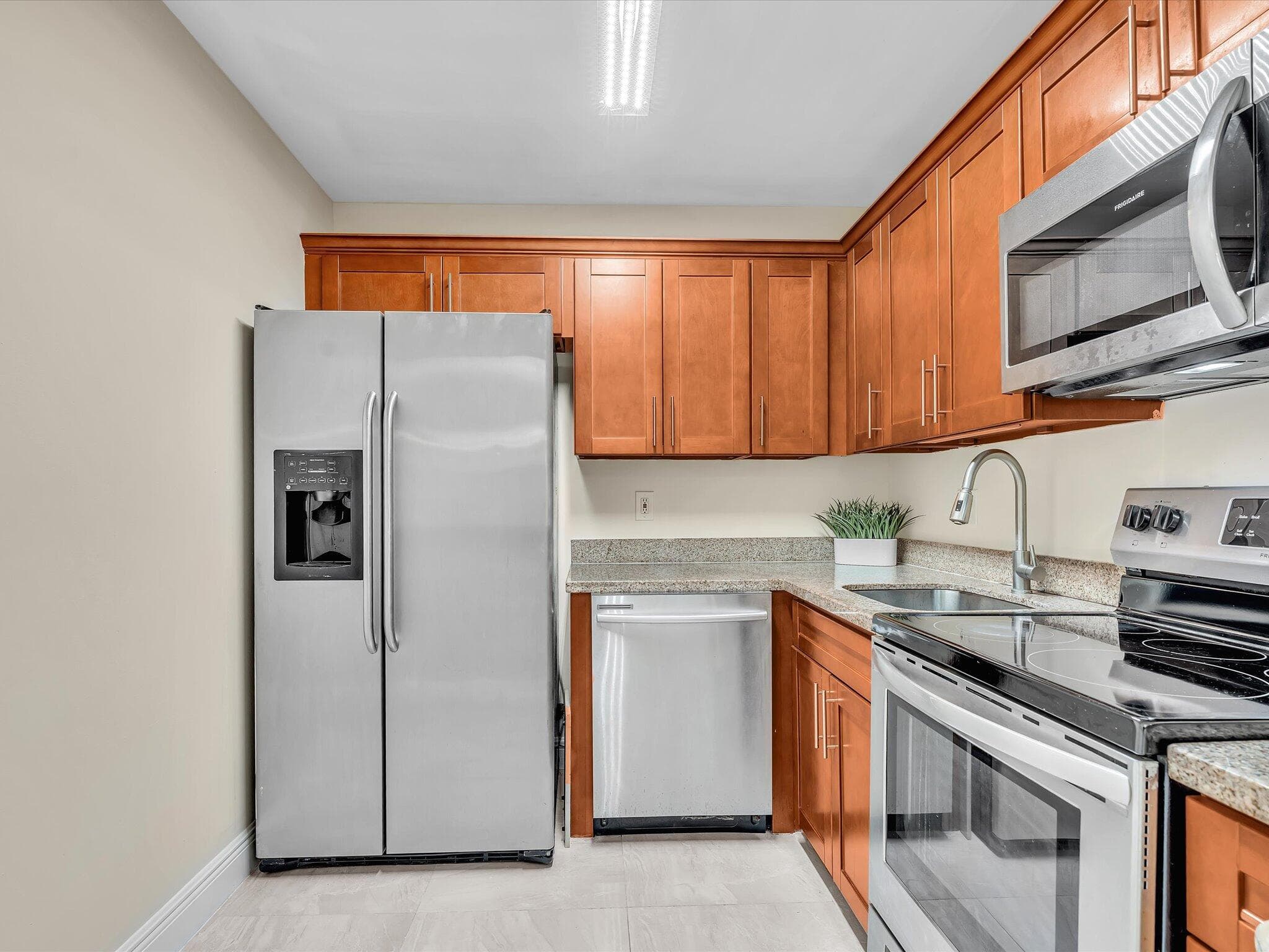 470 NW 20th Street 3020, Boca Raton, FL 33431 — photo 9 of 43