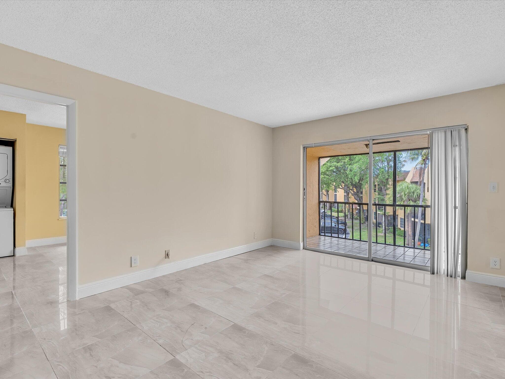 470 NW 20th Street 3020, Boca Raton, FL 33431 — photo 13 of 43