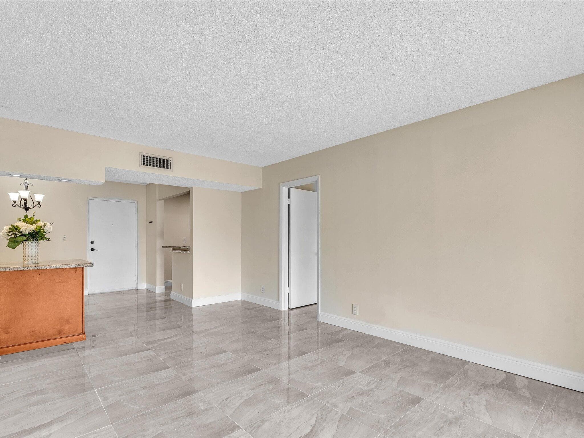 470 NW 20th Street 3020, Boca Raton, FL 33431 — photo 12 of 43