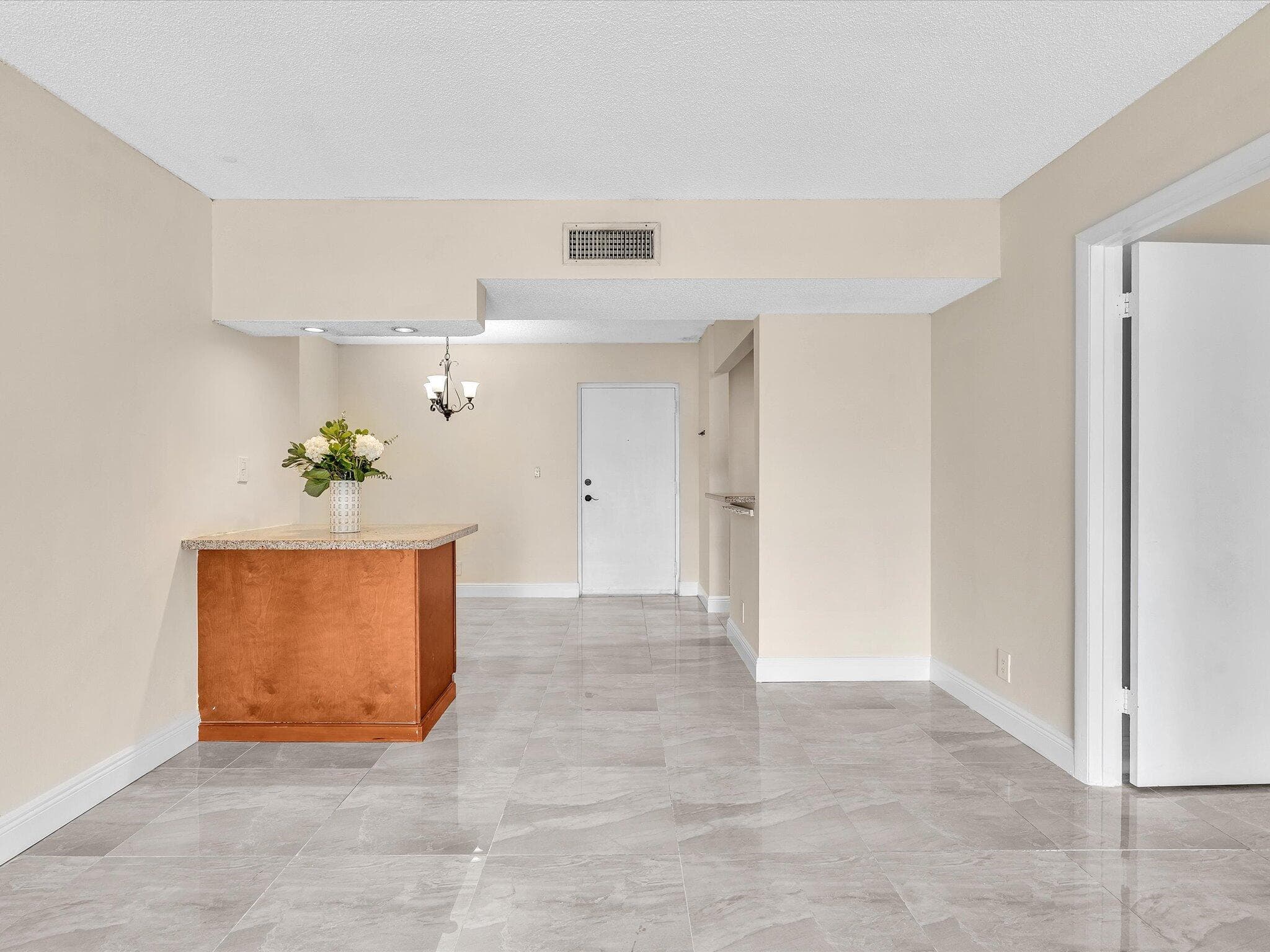 470 NW 20th Street 3020, Boca Raton, FL 33431 — photo 23 of 43