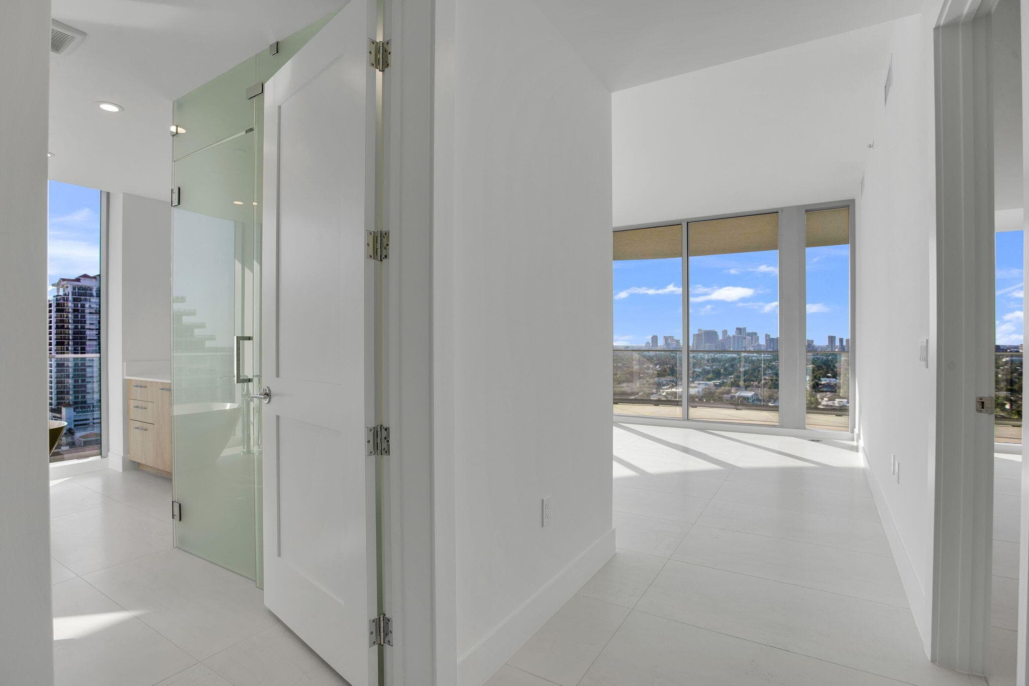 153 N Seabreeze Blvd 1602, Fort Lauderdale, FL 33304 — photo 41 of 73