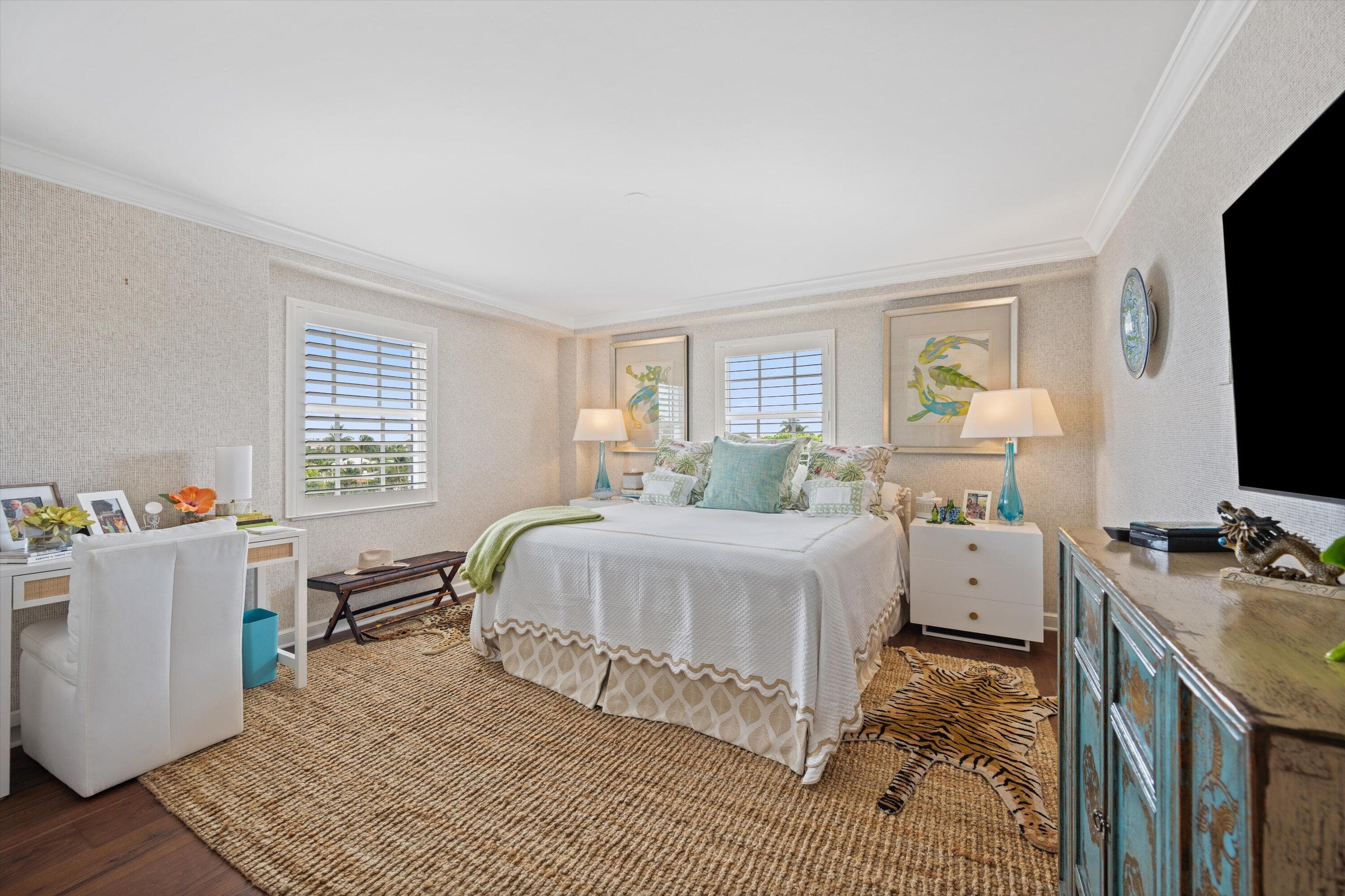 330 Cocoanut Row 5b, Palm Beach, FL 33480 — photo 16 of 23