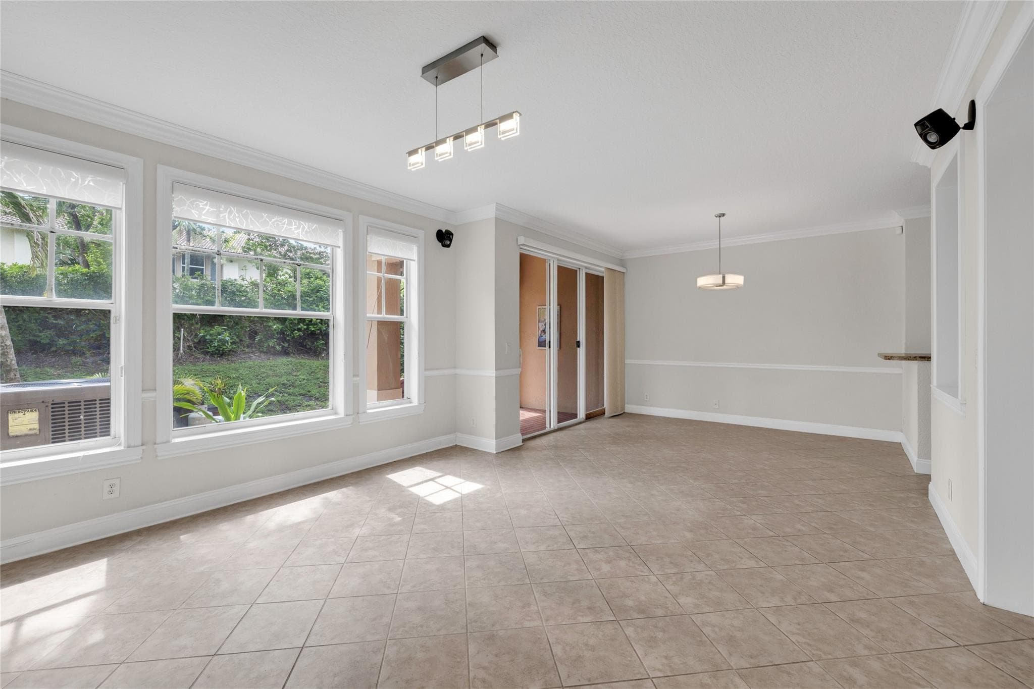 5797 NW 119th Terrace, Coral Springs, FL 33076 — photo 7 of 33